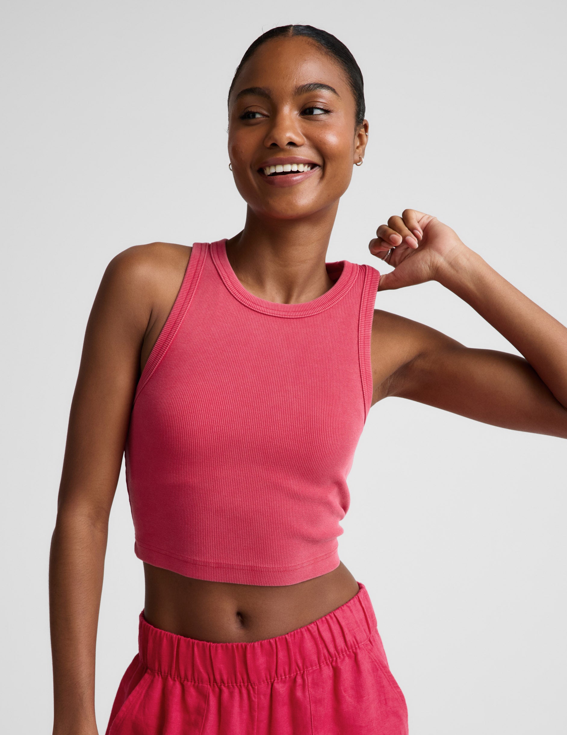 On Repeat Rib High Neck Cropped Tank | Beyond Yoga