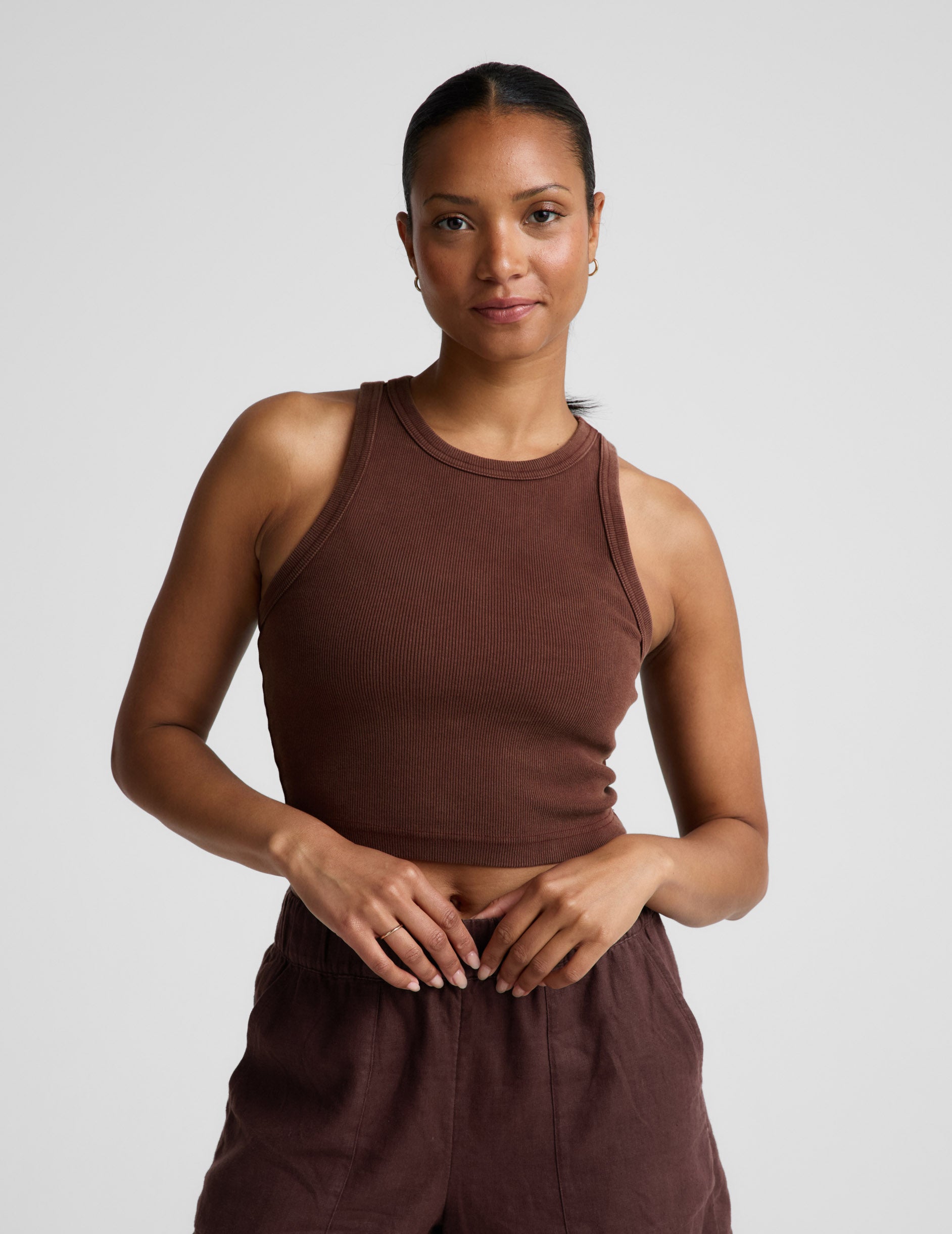 On Repeat Rib High Neck Cropped Tank | Beyond Yoga