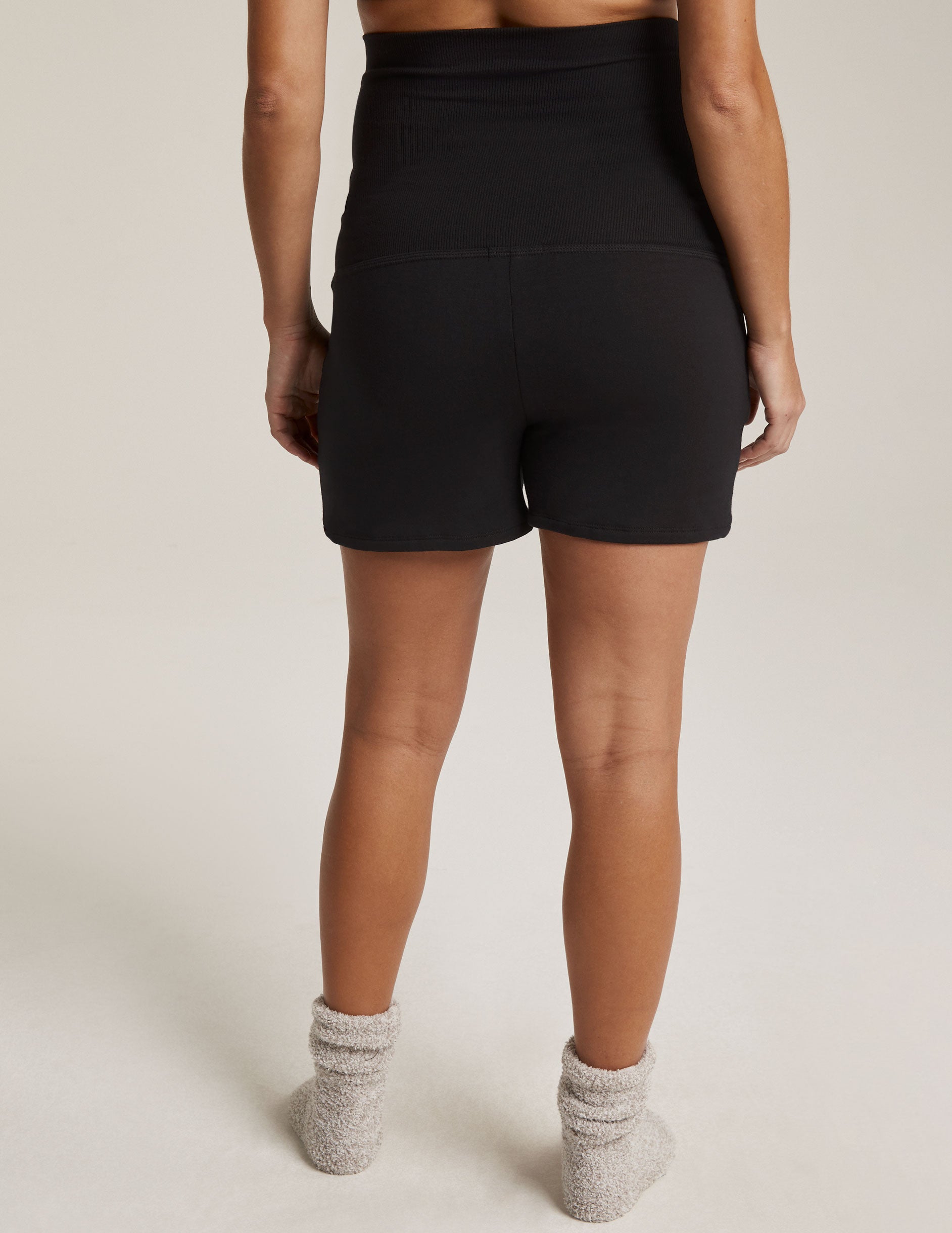 black maternity short