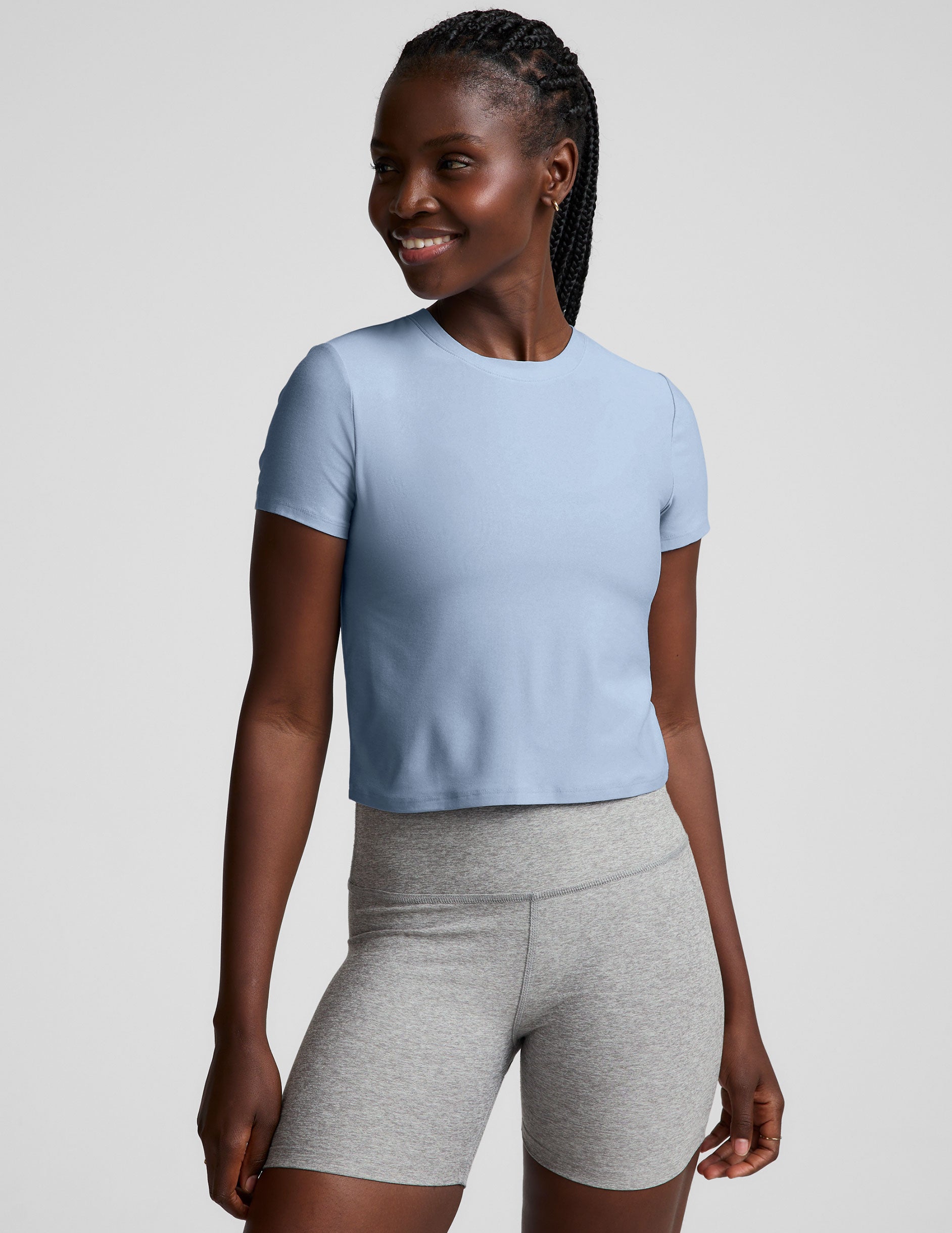Featherweight Cropped Tee | Beyond Yoga