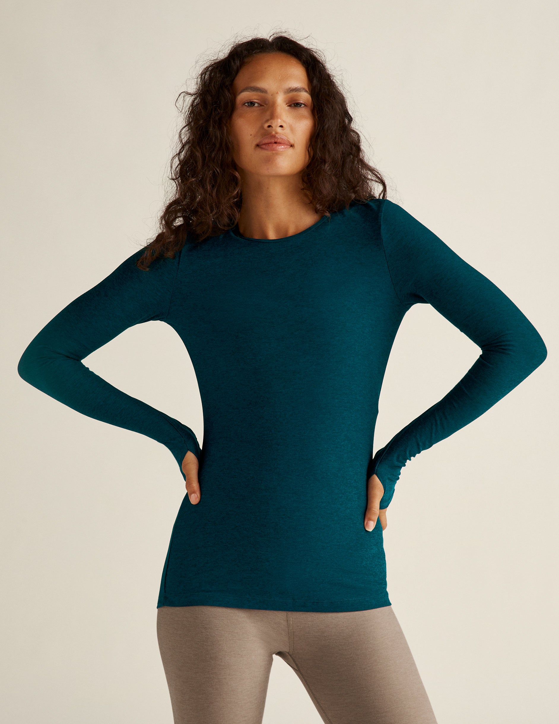 Featherweight Classic Crew Pullover Beyond Yoga