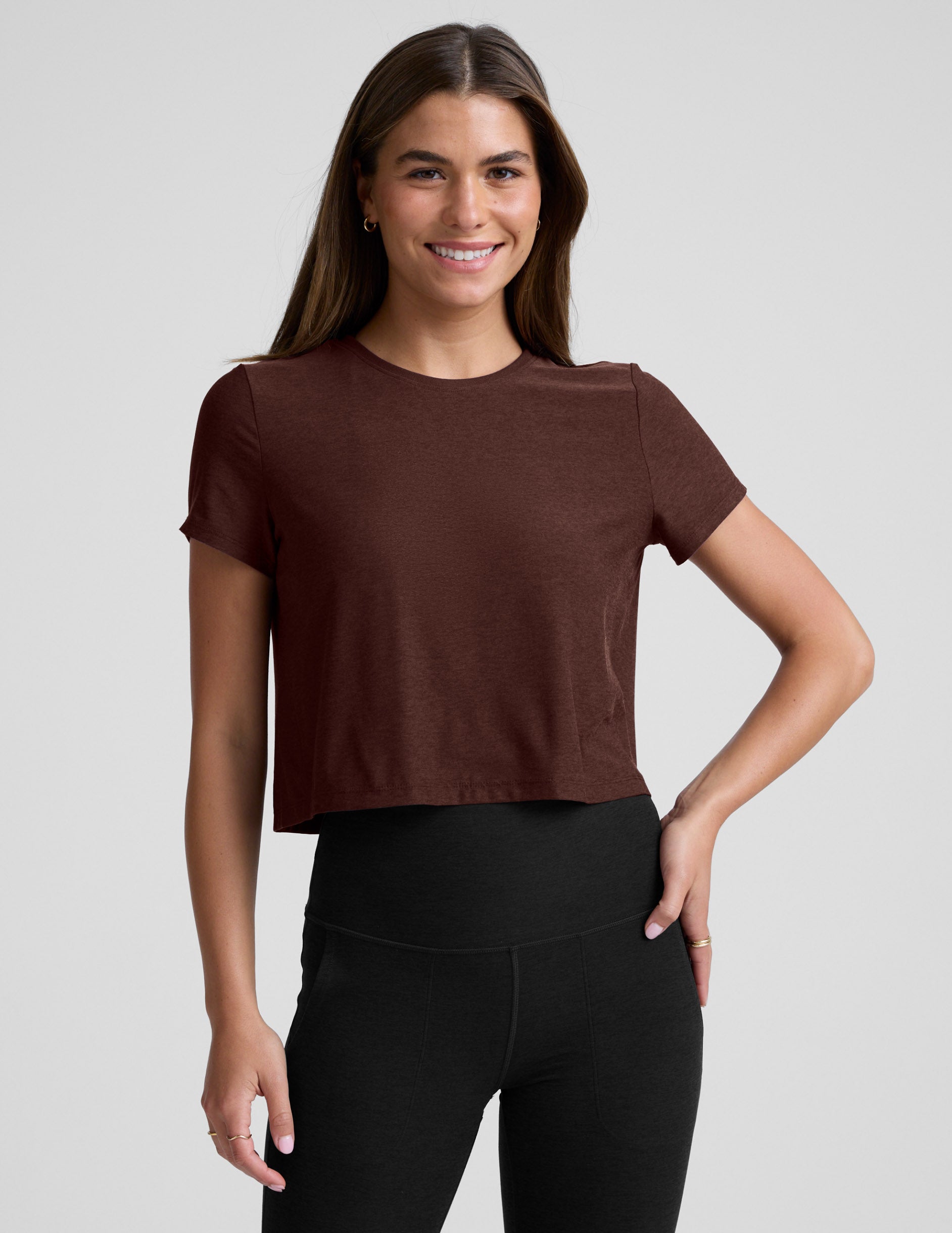 Featherweight Supreme Cropped Tee | Beyond Yoga