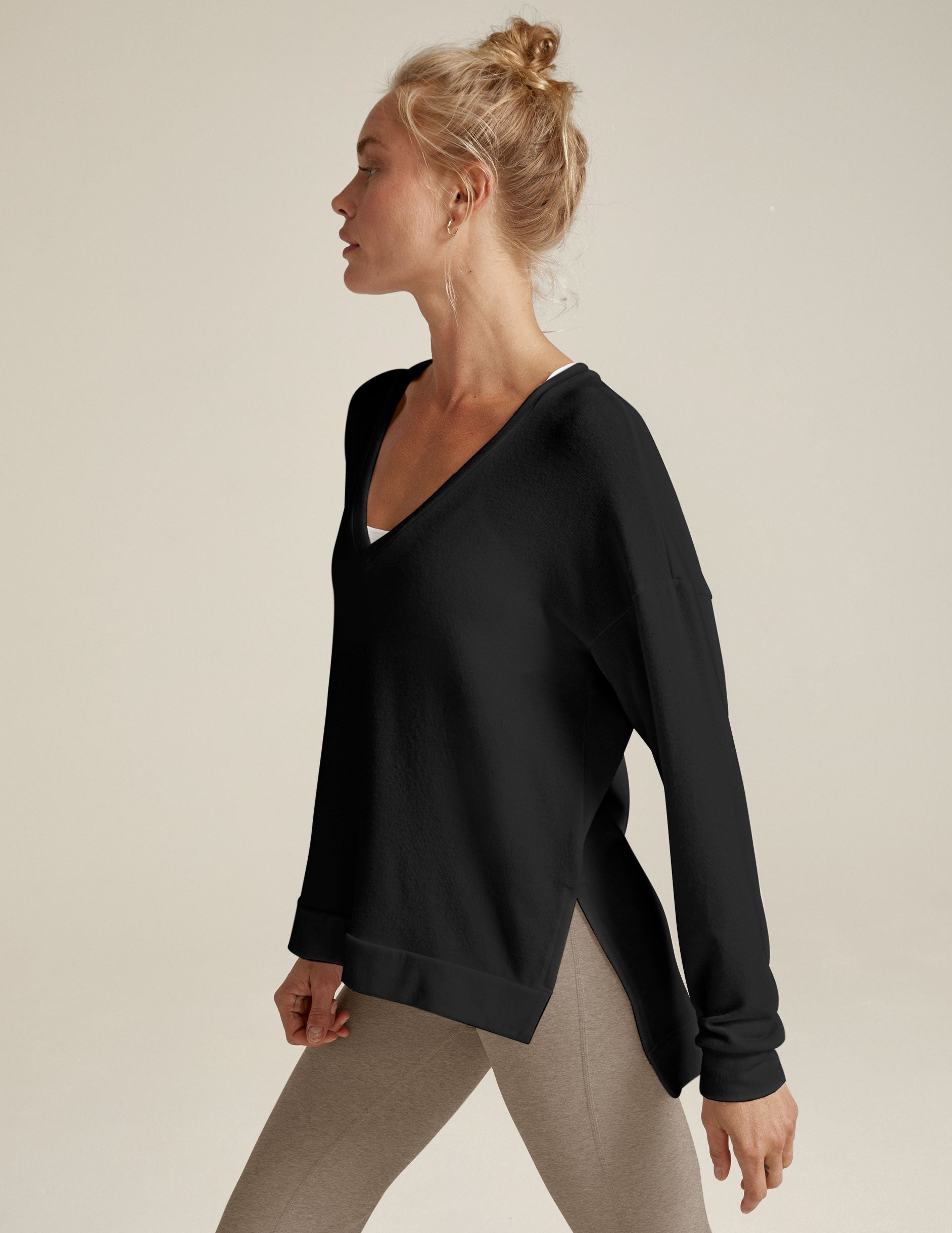 black v-neck long sleeve sweater