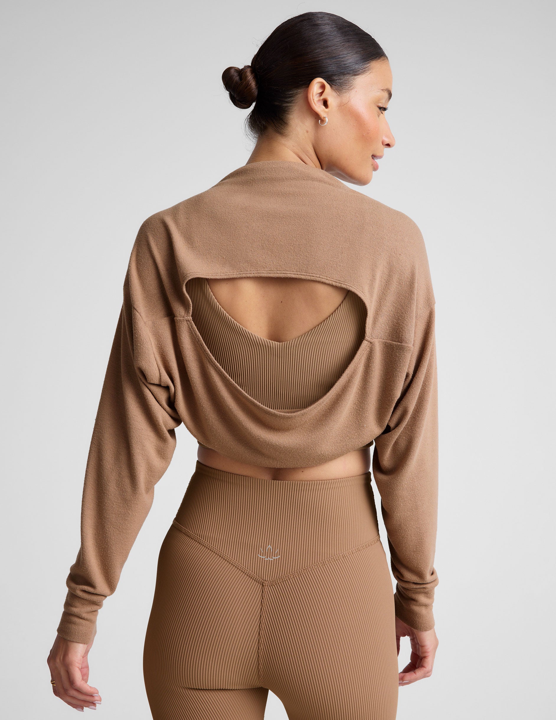 brown 2-way long sleeve cropped shrug.
