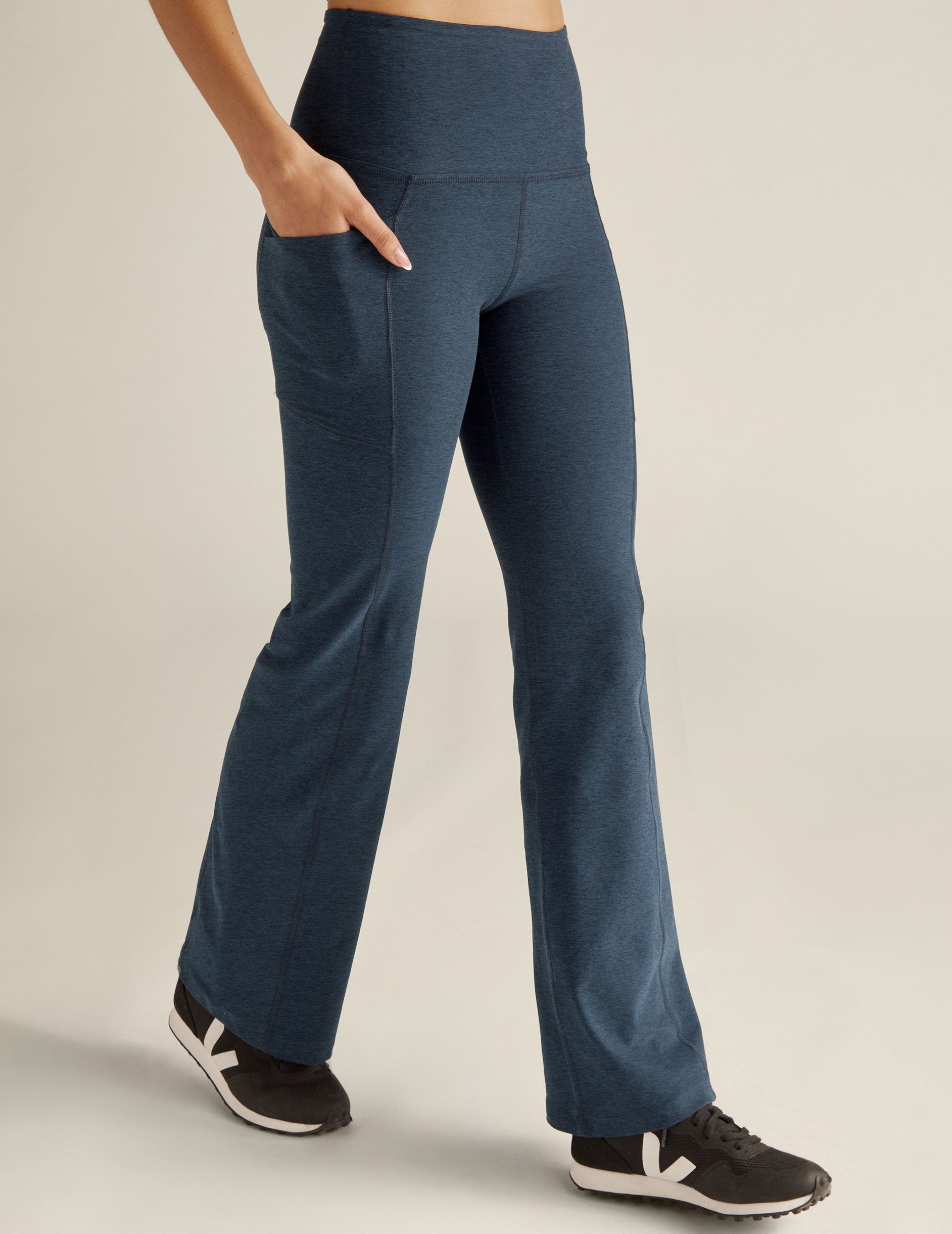 Essential Bootcut Yoga Pants (Navy Blue) – Yogipace