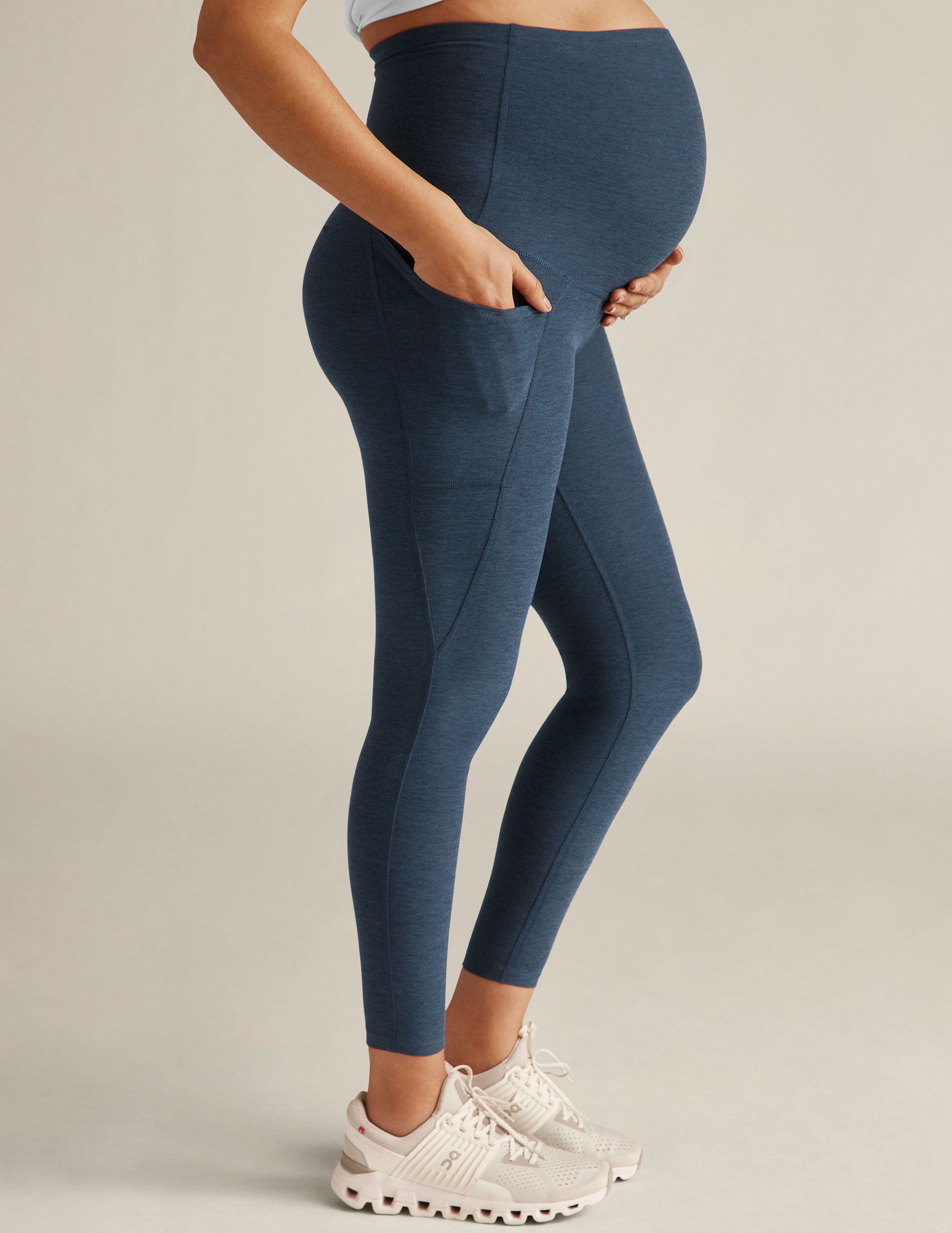 Maternity Bump Support™ Leggings – LIV & Company