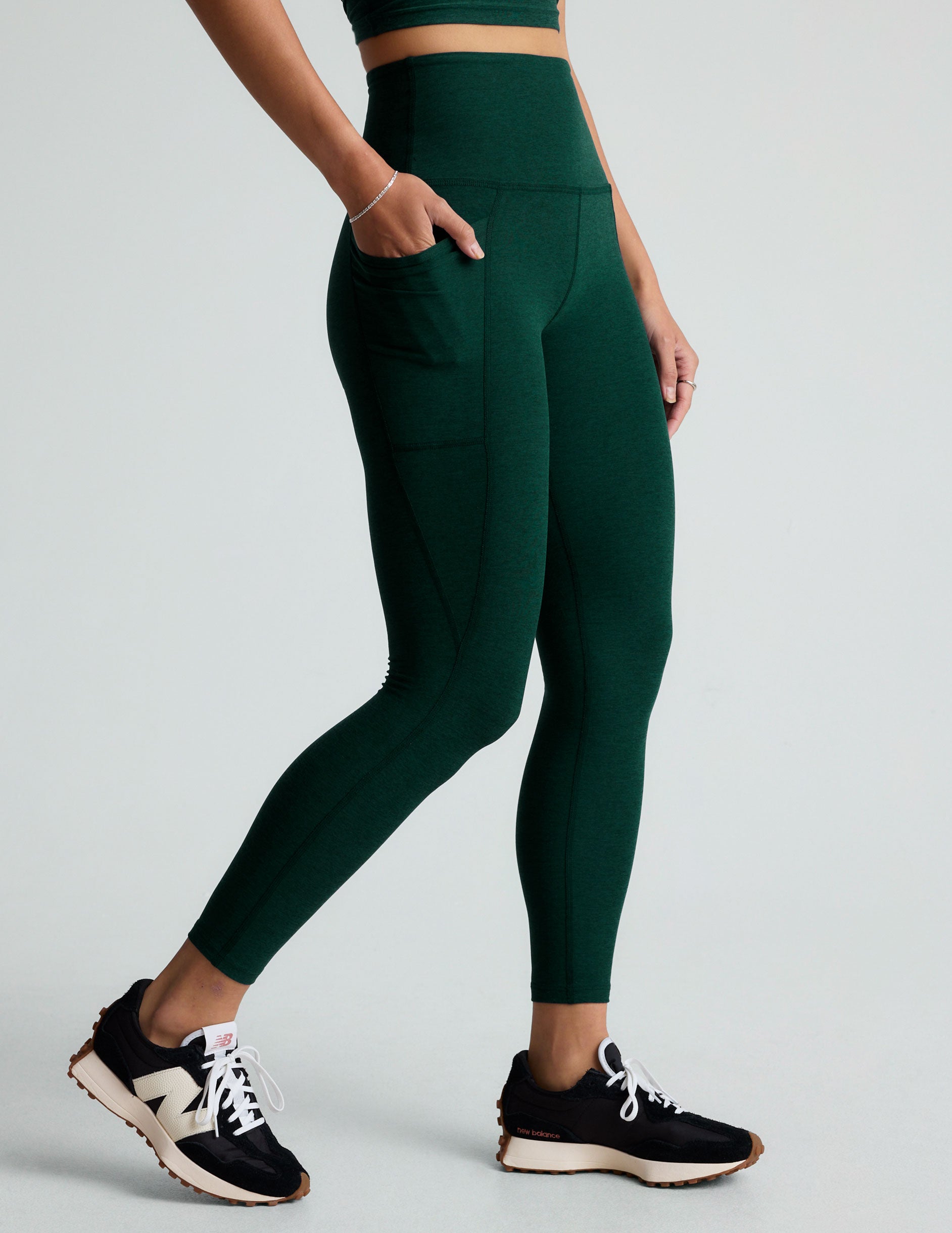 Beyond Yoga Spacedye Out of Pocket High-Waisted Midi Leggings - Women's size purchases L