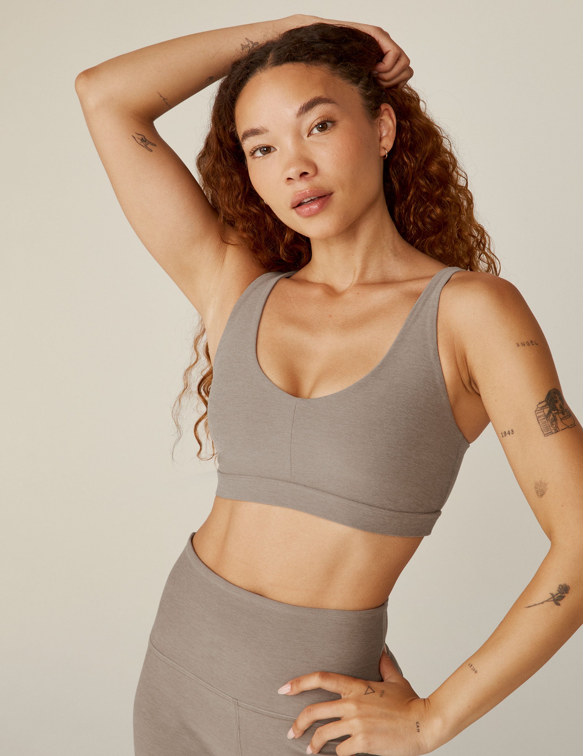 brown sports bra with remove-able pads and adjustable straps. 
