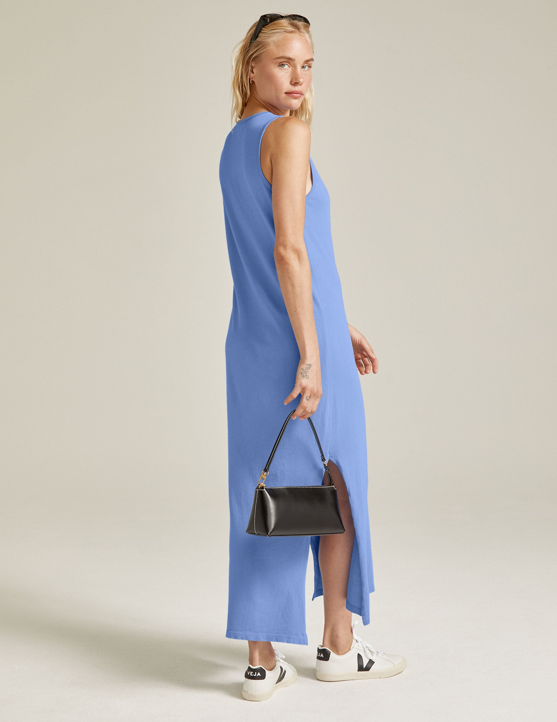 blue maxi sleeveless dress