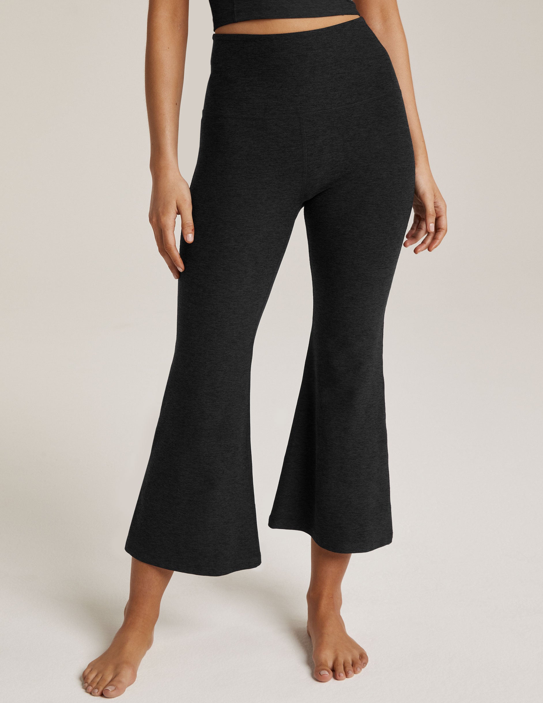 Retro 50s Style Capri Pants in Black :: Pretty Retro Wholesale