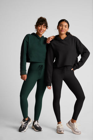 Spacedye Go Pocket Legging in Dark Spruce Green Heather and Darkest Night