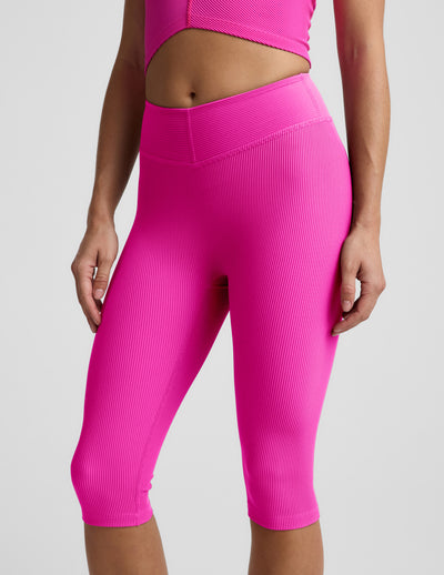 Impulse Ribbed V-Waist Pedal Pusher Legging