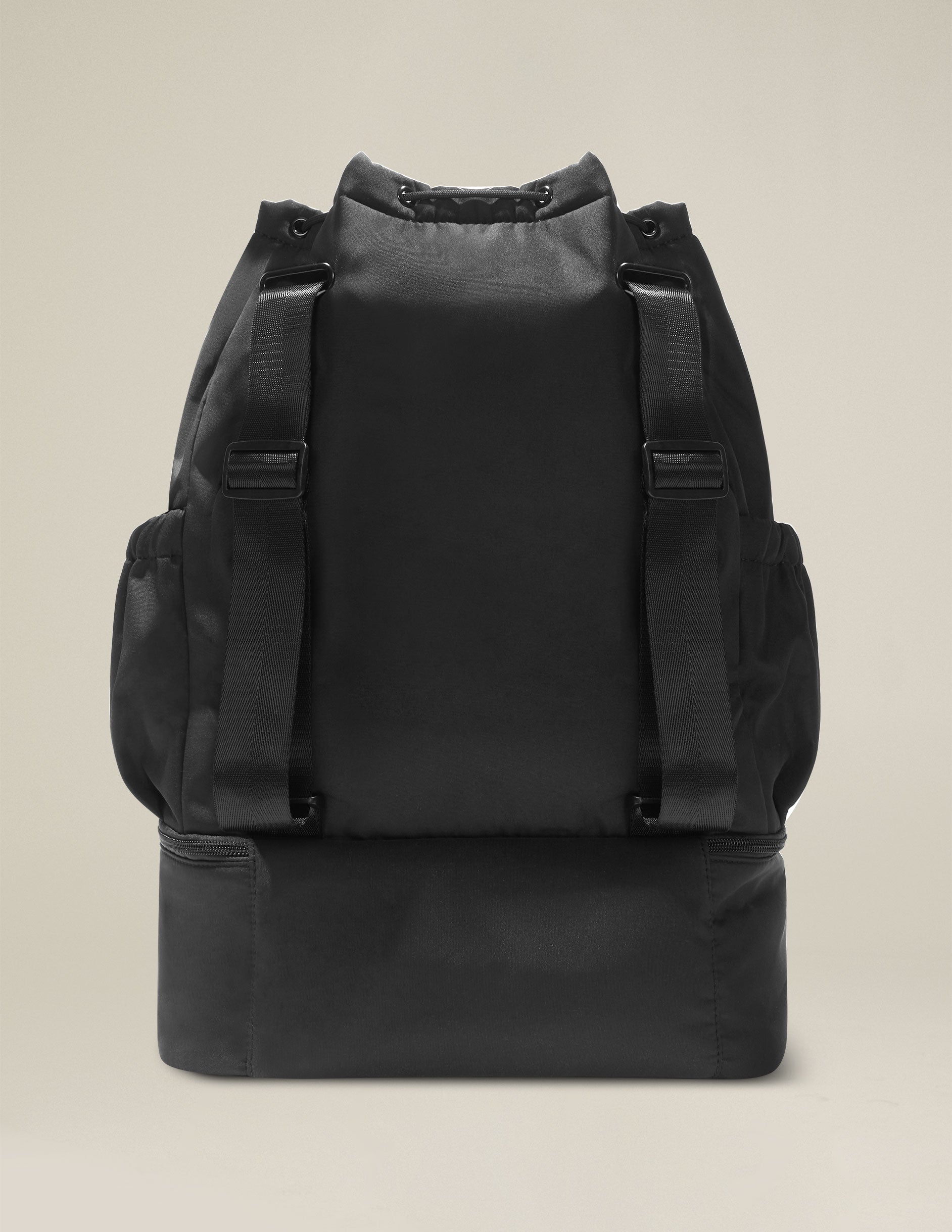 NEW Black Drawstring Beyond Yoga NEW Black Convertible Gym Bag Backpack