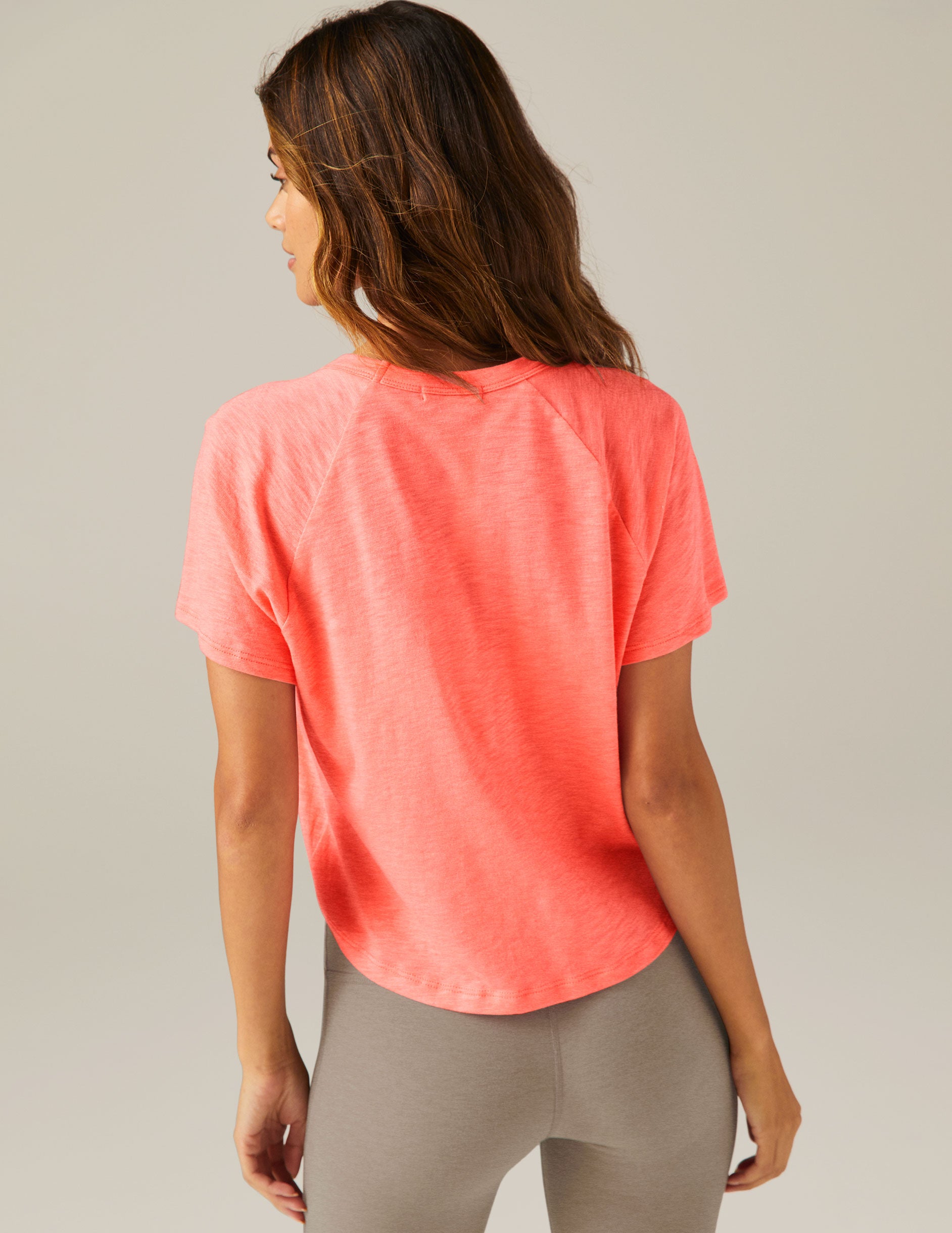 Signature High Low Cropped Tee Image 3