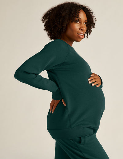 green maternity long sleeve pullover. 