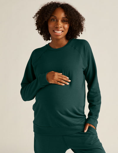 green maternity long sleeve pullover. 