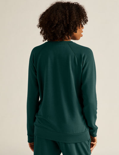 green maternity long sleeve pullover. 