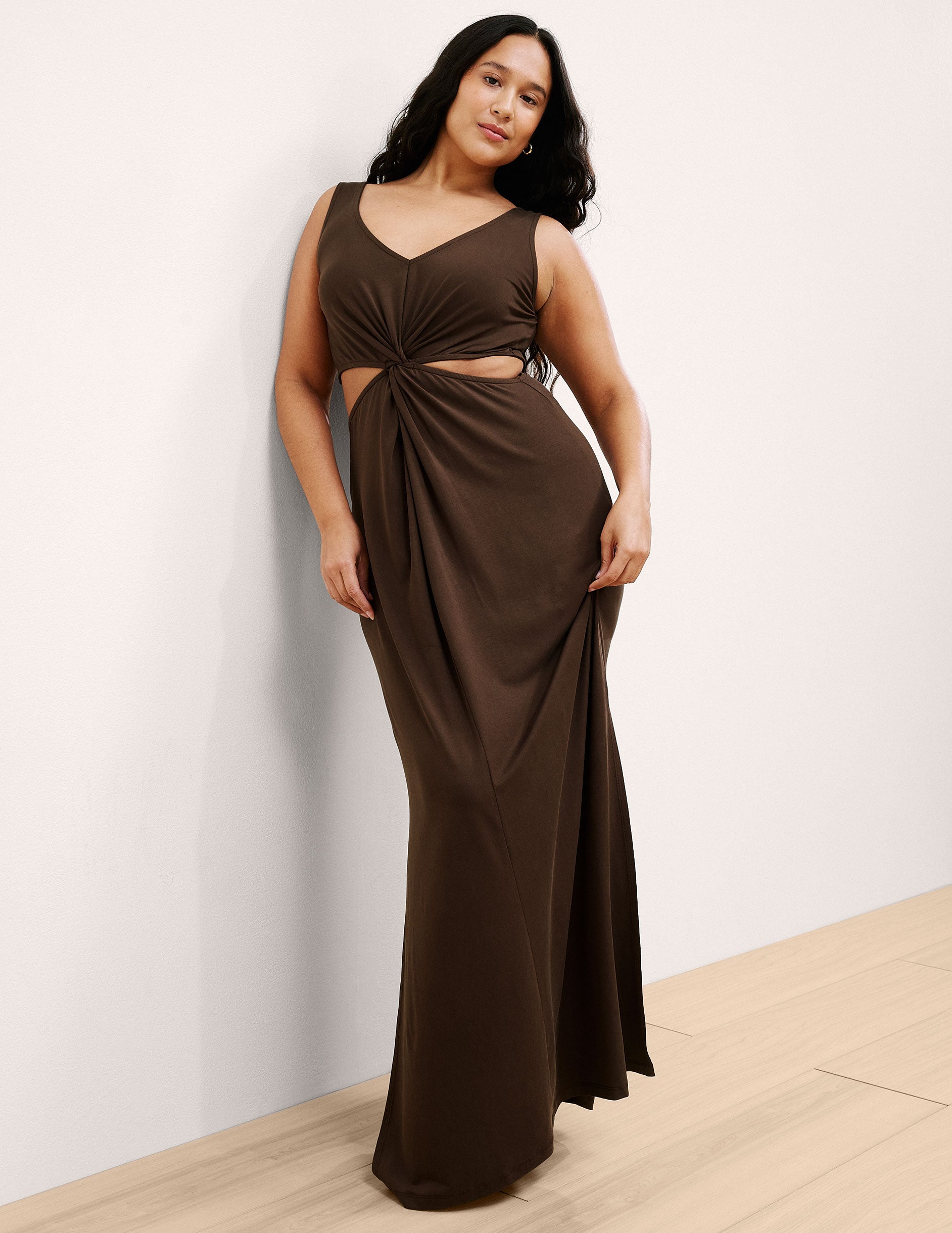 Around The World Front Twist Maxi Dress | Beyond Yoga