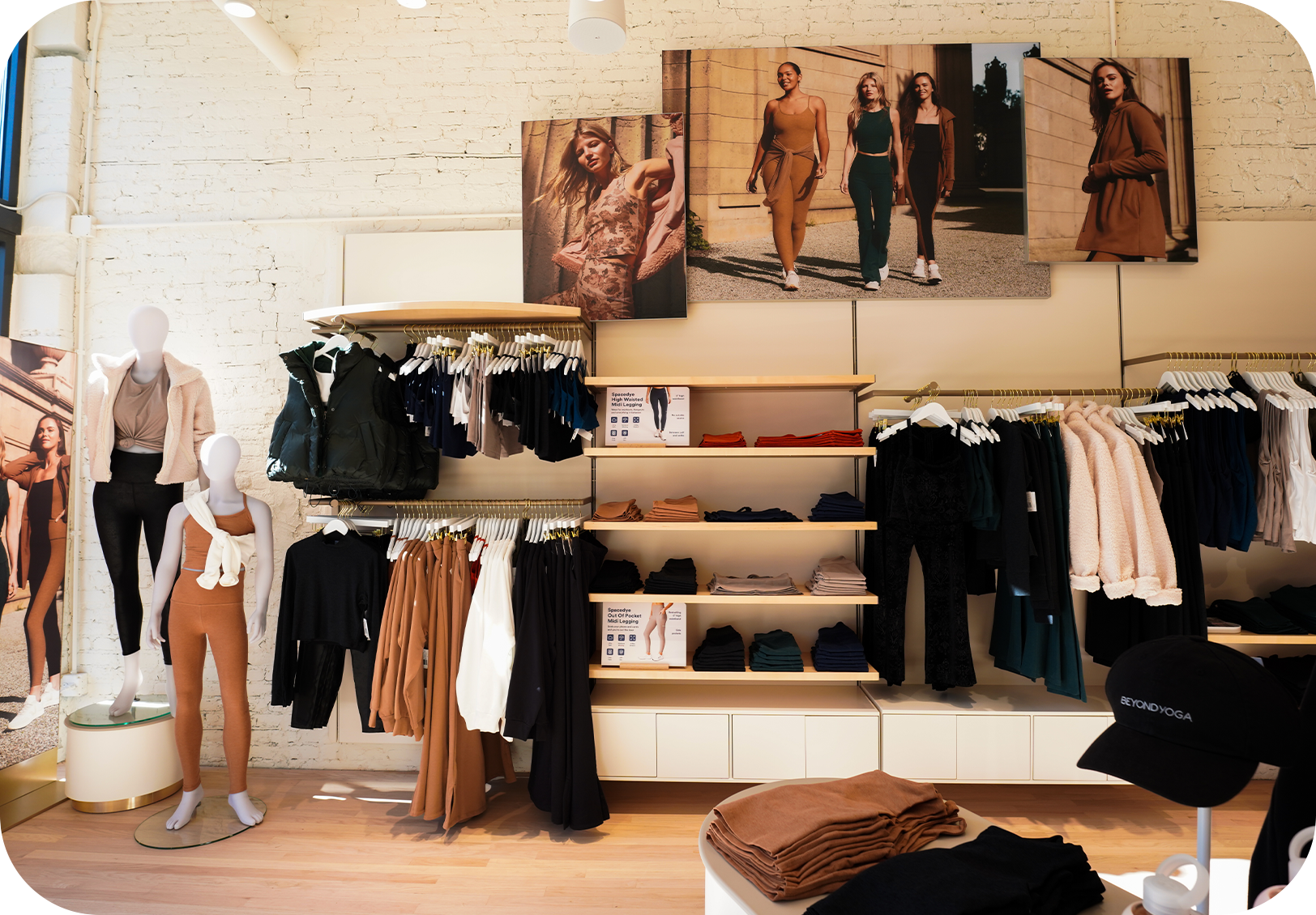 Yoga clothing best sale stores