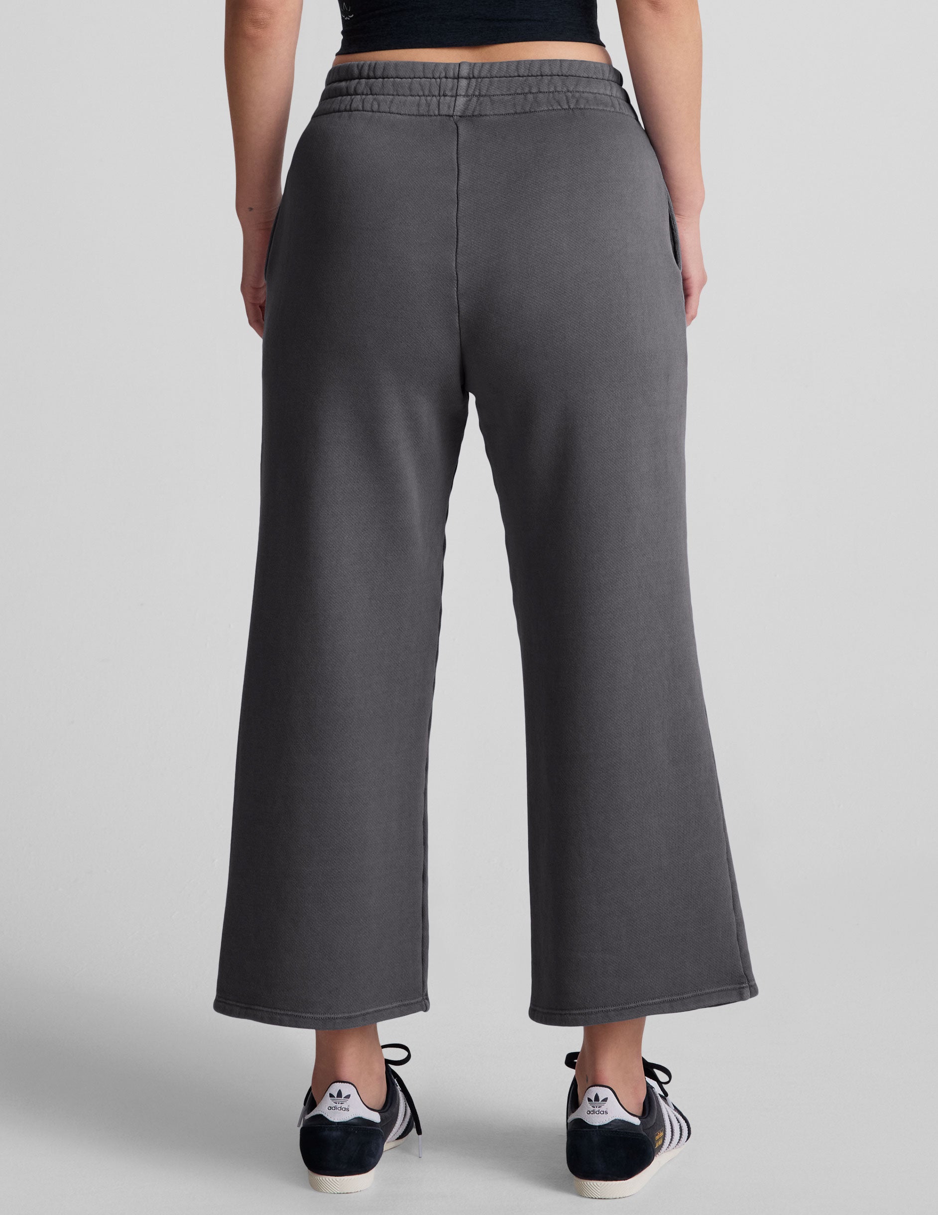 black relaxed fit cropped wide leg pants. 