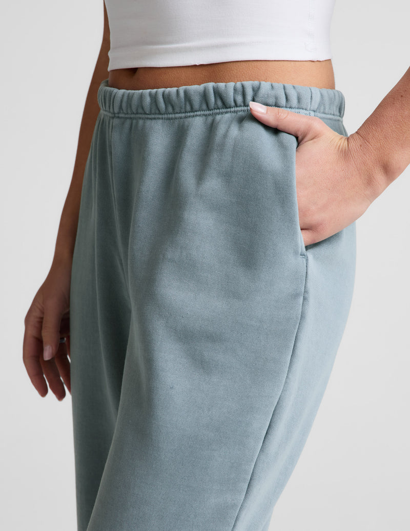 Fade Out Mid-Rise Sweatpant