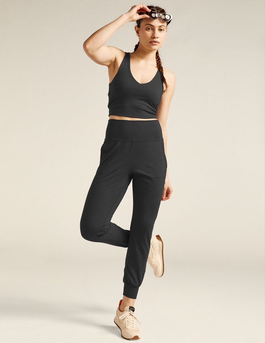 Heather Rib Midi Jogger | Beyond Yoga