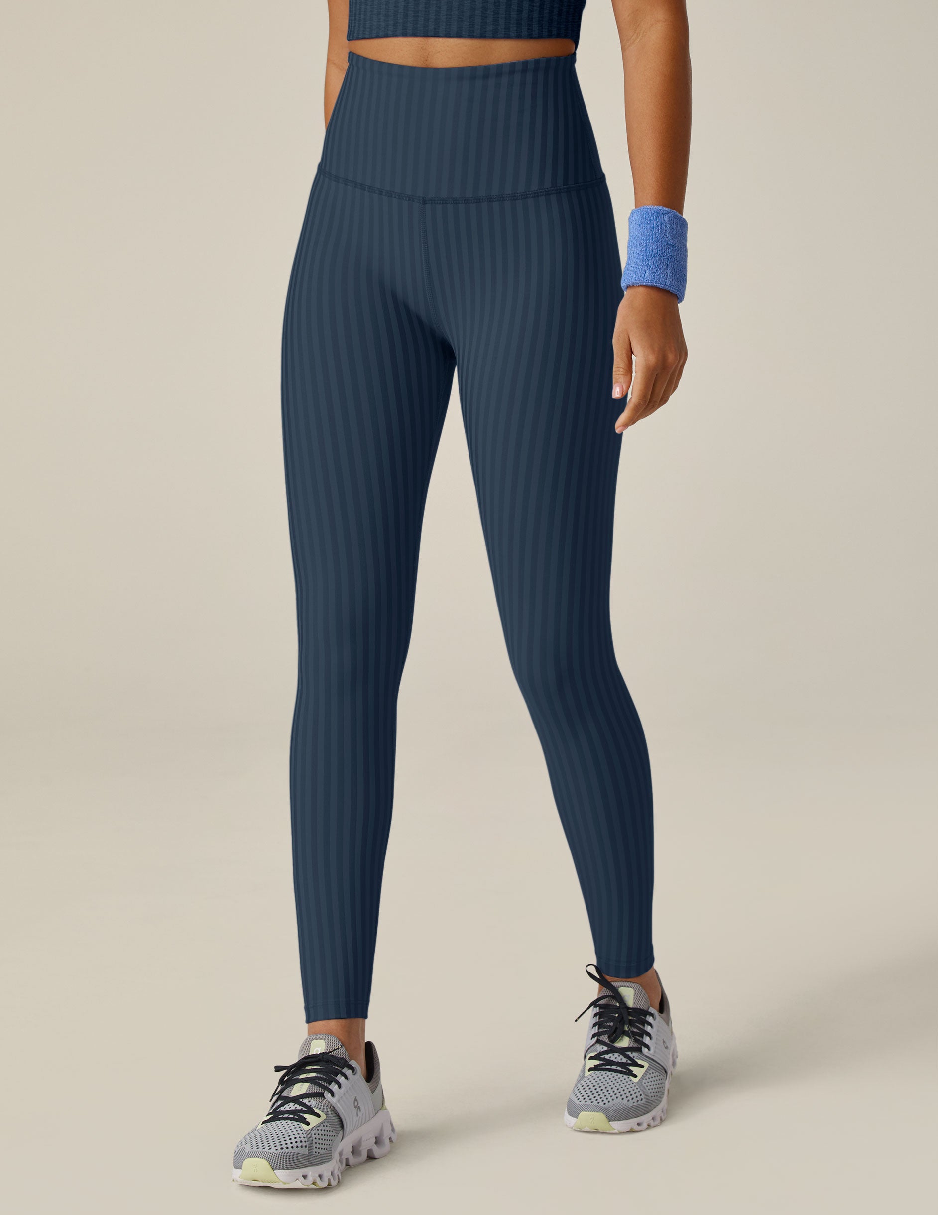 Beyond yoga outlet stripe legging