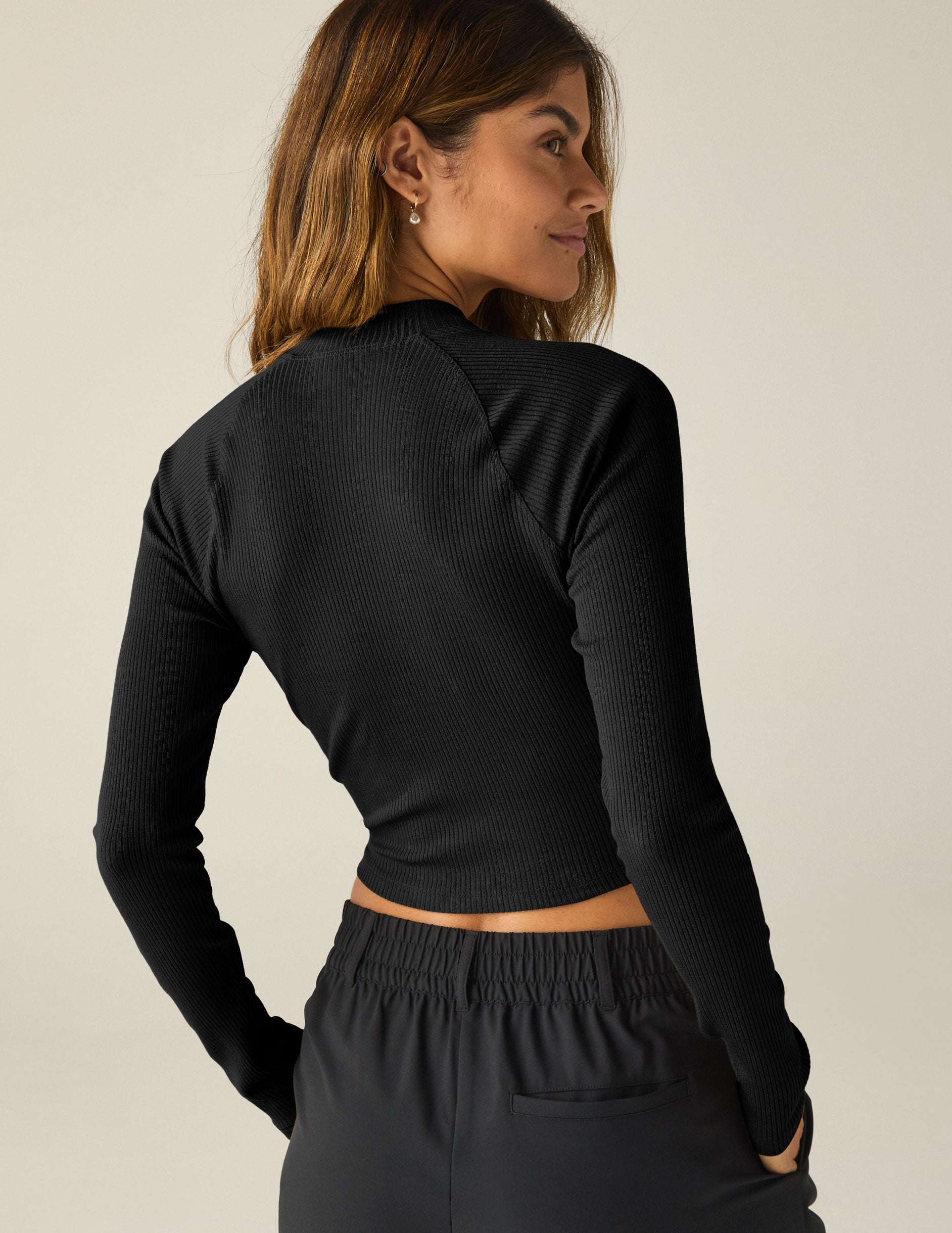 black ribbed cropped top.