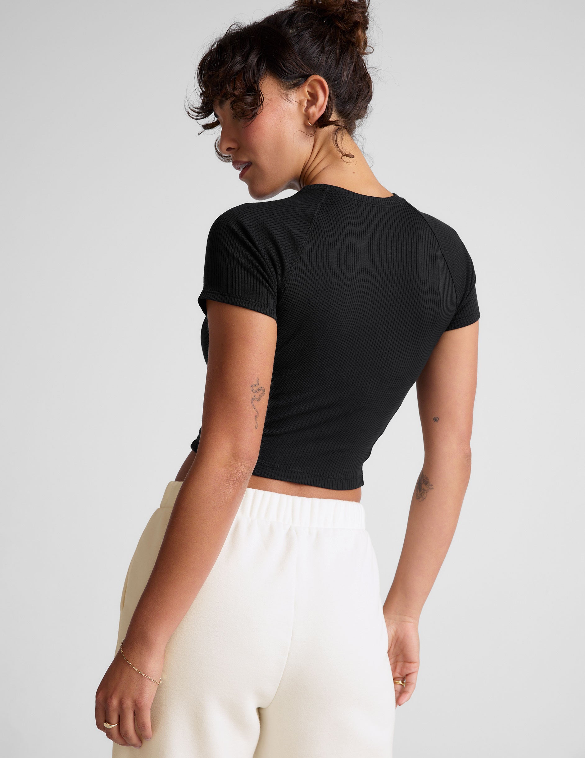 Silhouette Cropped Tee