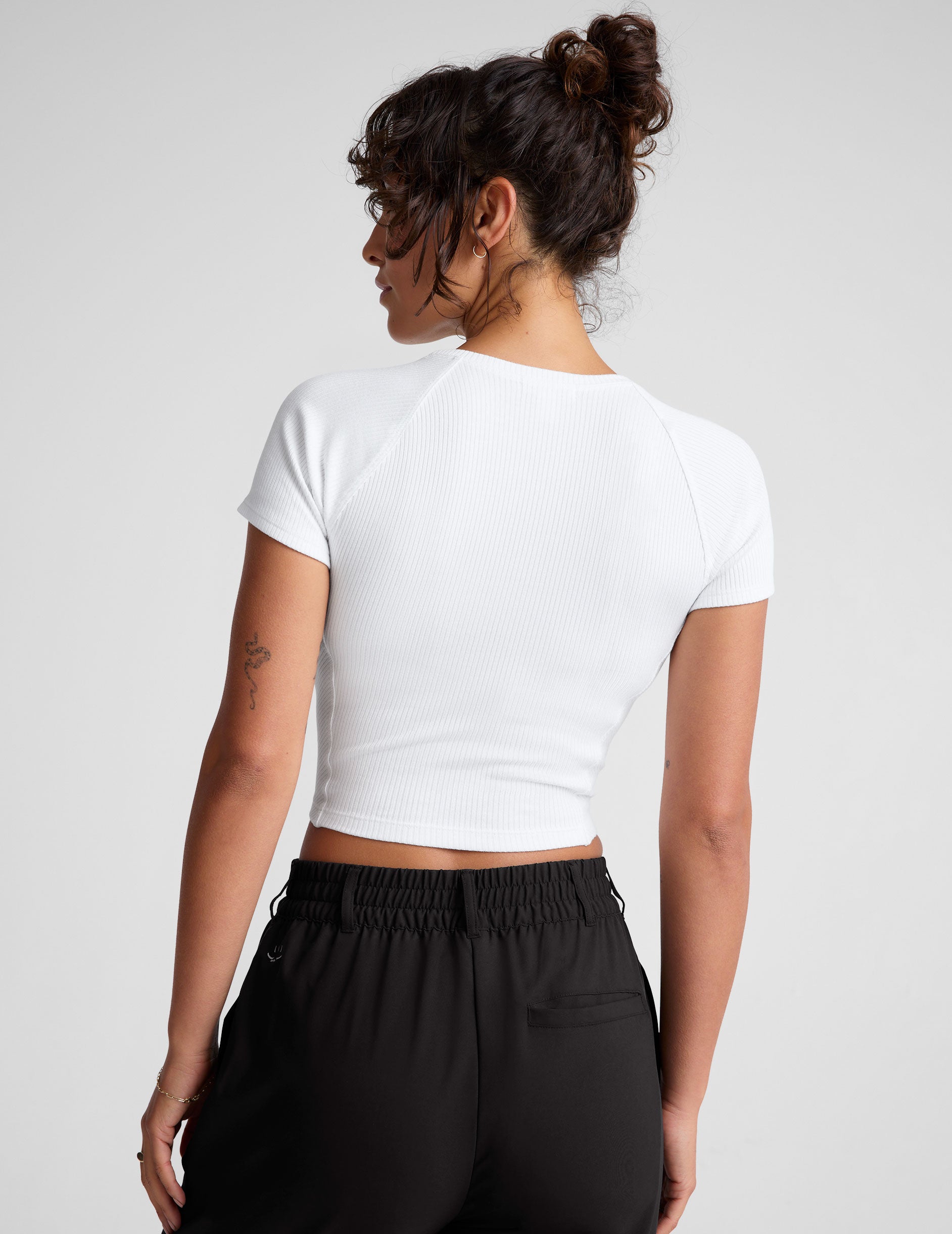 Silhouette Cropped Tee