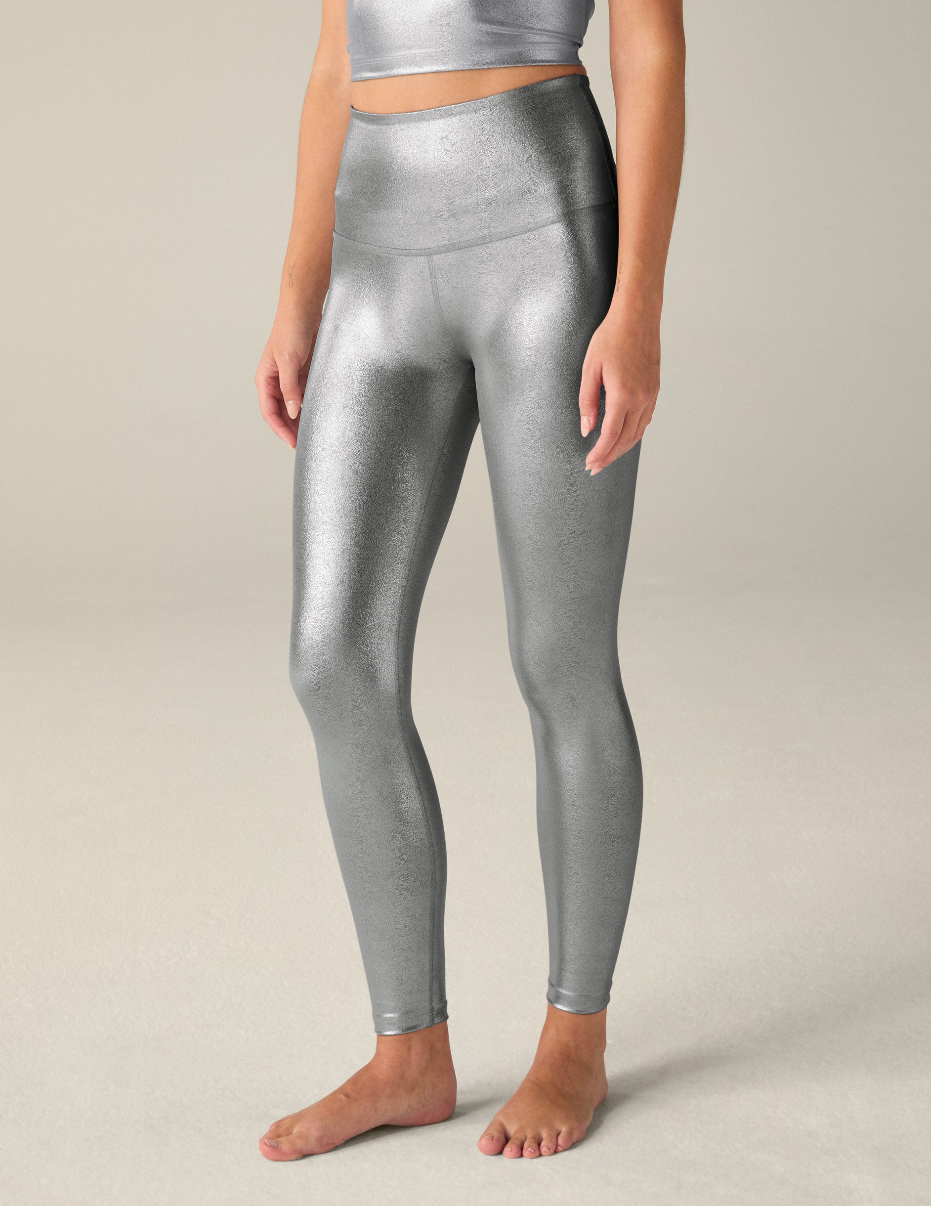 silver midi legging.