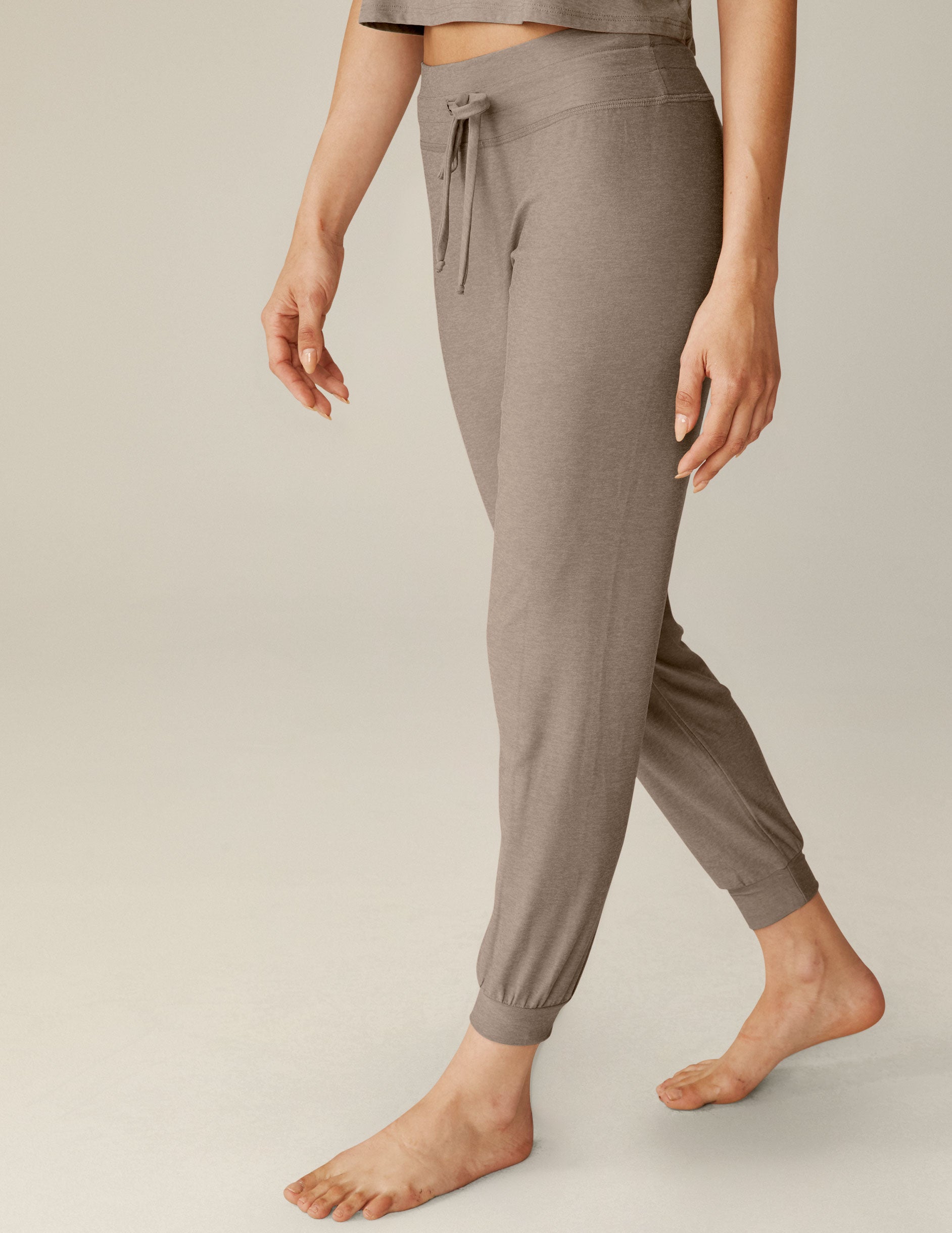 Beyond Yoga, Pants & Jumpsuits, Beyond Yoga Spacedye Midi Jogger S Not  The Drawstring Style Slim Fit Style