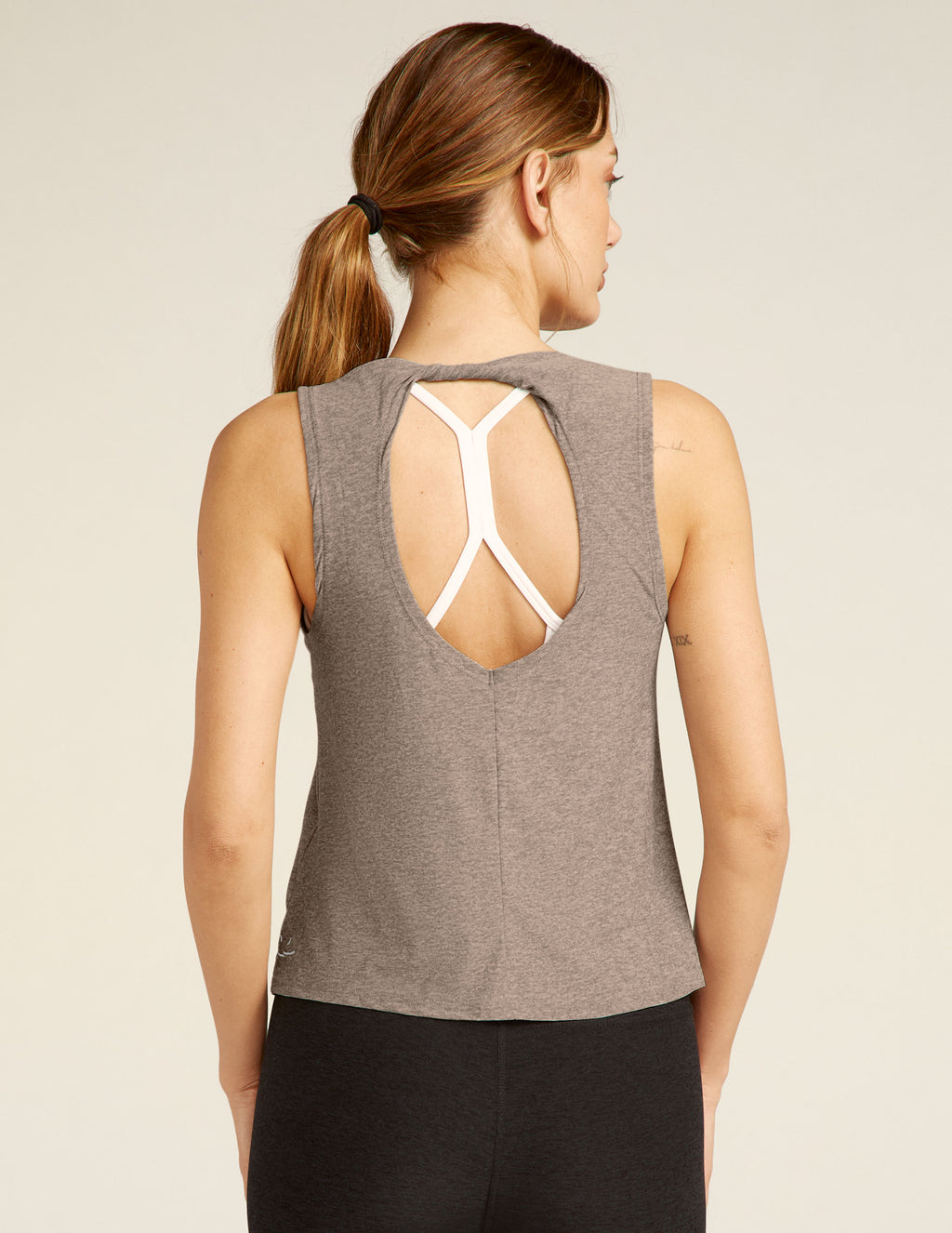NEW prAna HEATHER GREY SWAY YOGA WORKOUT TANK TOP BUILT IN SPORTS