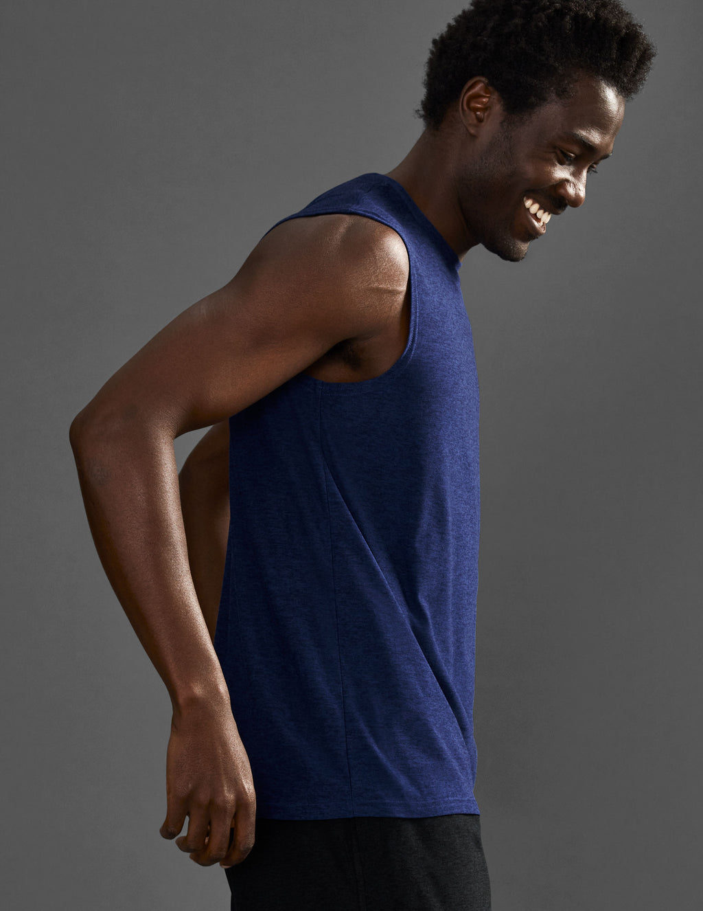 Featherweight Freeflo Men's Muscle Tank Secondary Image