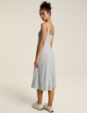 Beyond Yoga Featherweight At The Ready Square Neck Dress | Silver Mist / XL Beyond Yoga Featherweight At The Ready Square Neck Dress | Silver Mist / XL
