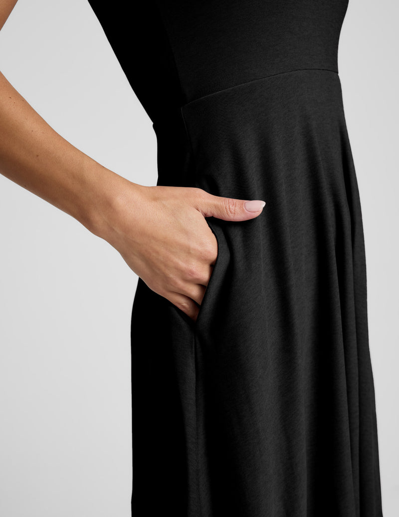 Featherweight At The Ready Square Neck Midi Dress