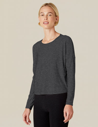 black charcoal long sleeve pullover. 