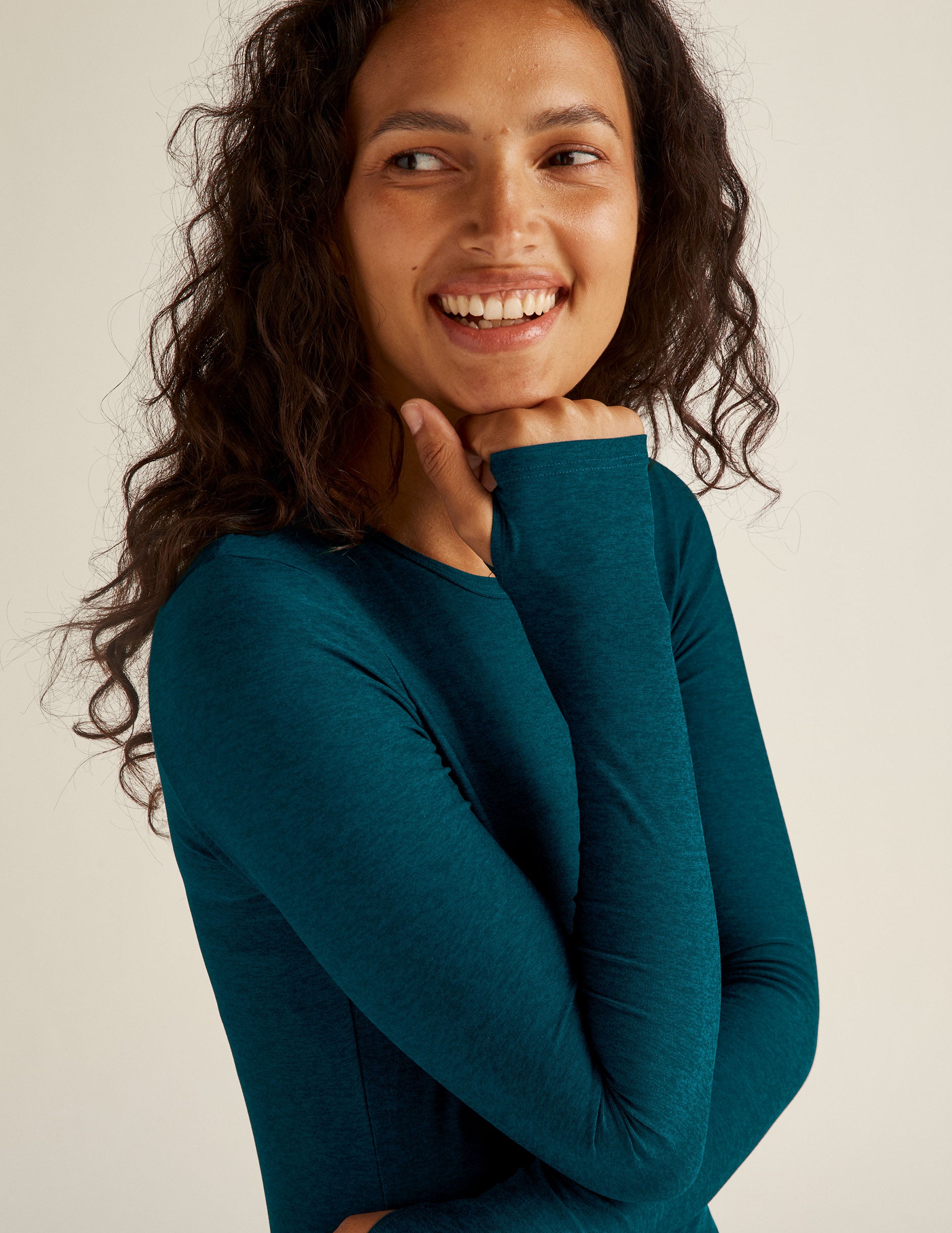 blue long sleeve scoop neck top. 