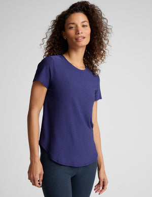 blue short sleeve lightweight classic scoop neck t-shirt. 
