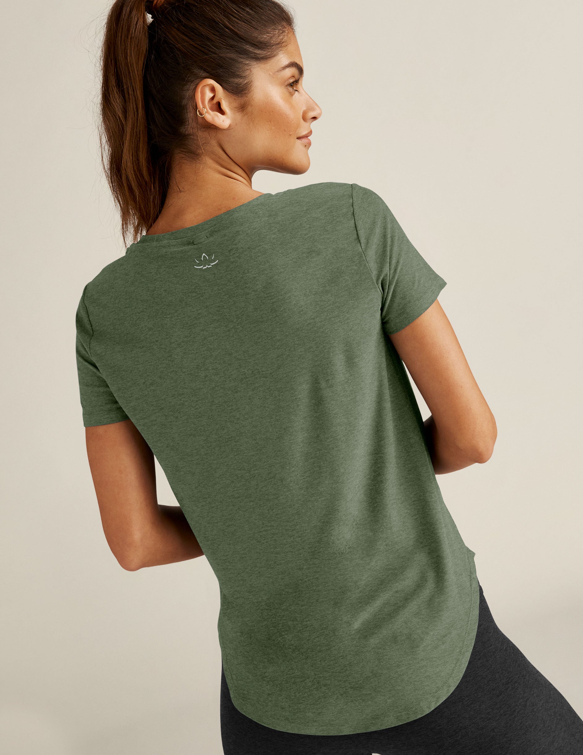 green scoop neck short sleeve t-shirt.