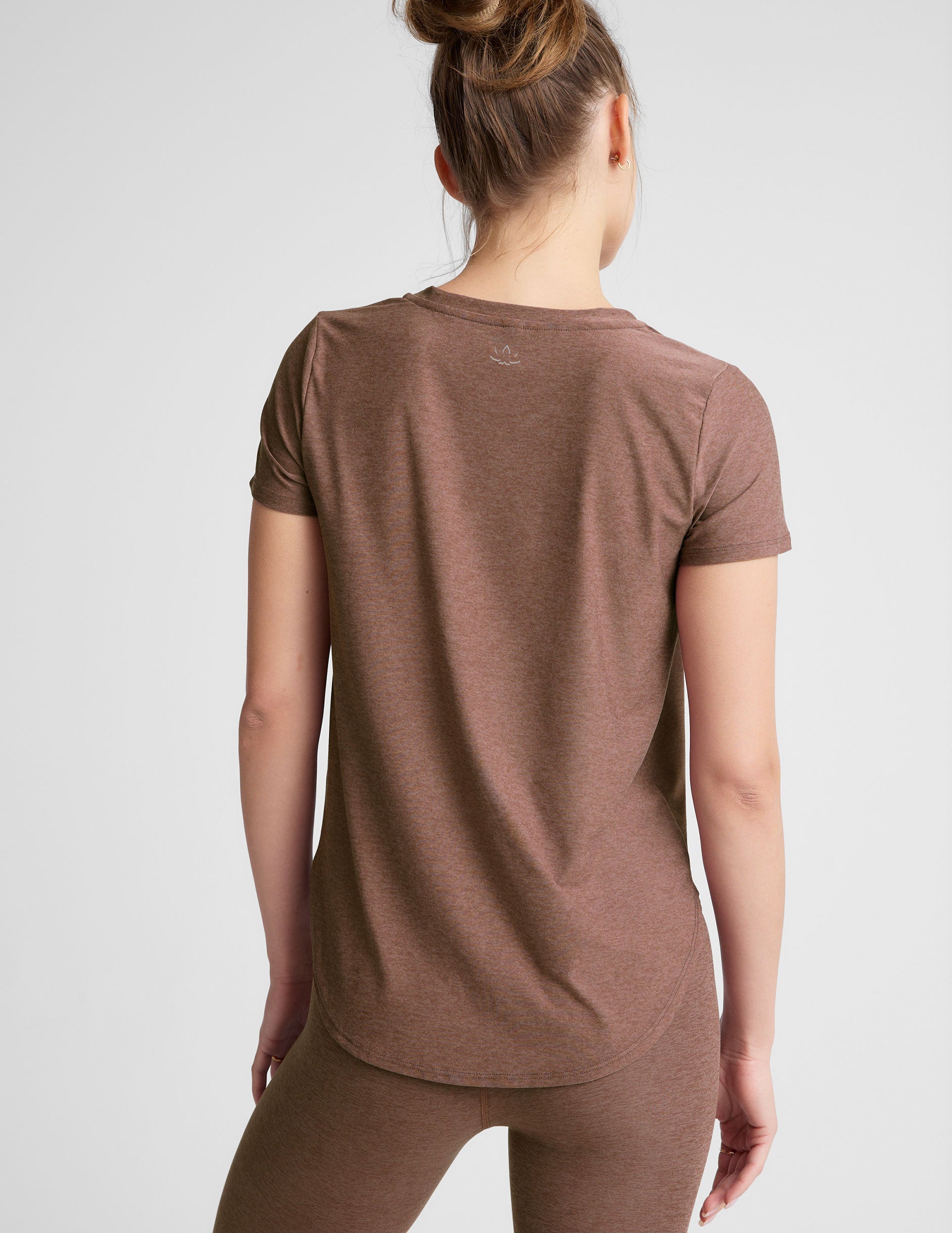 brown short sleeve top