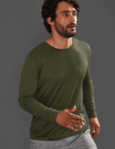 green long sleeve mens crew neck shirt