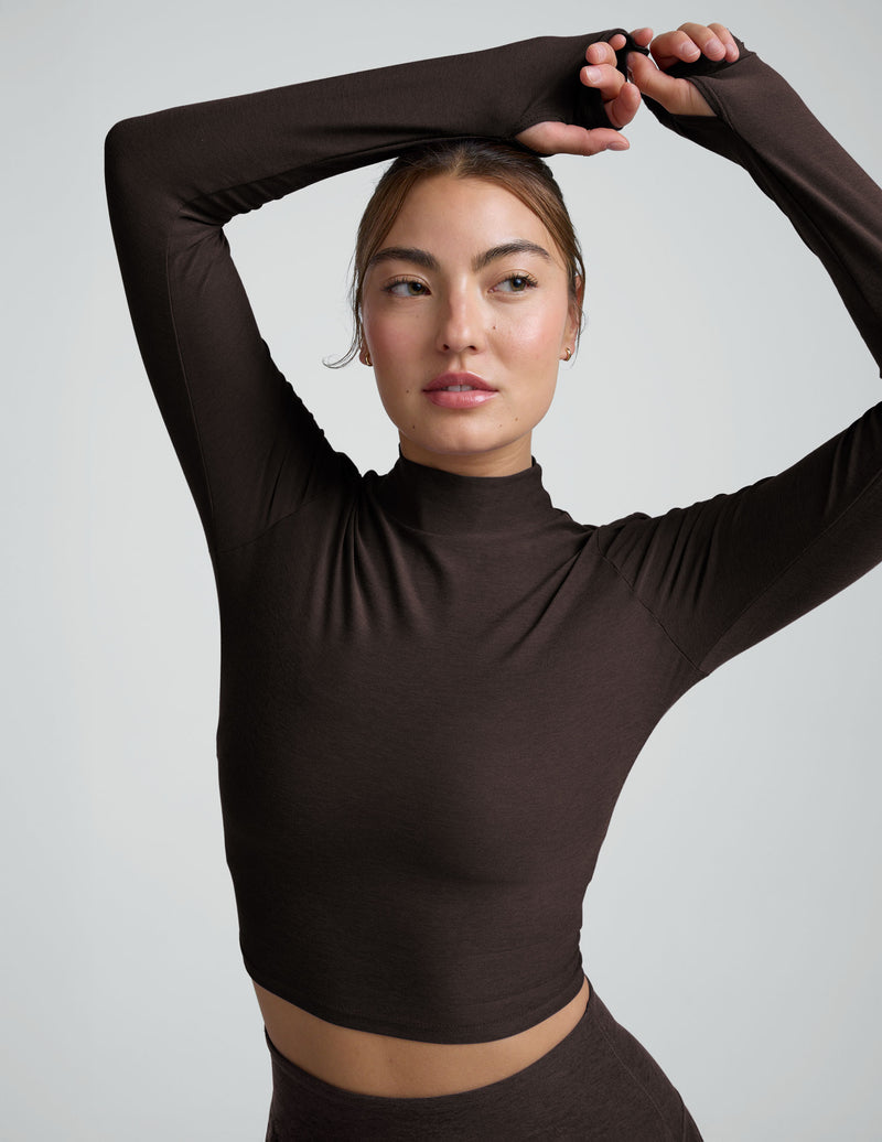Featherweight Moving On Cropped Pullover