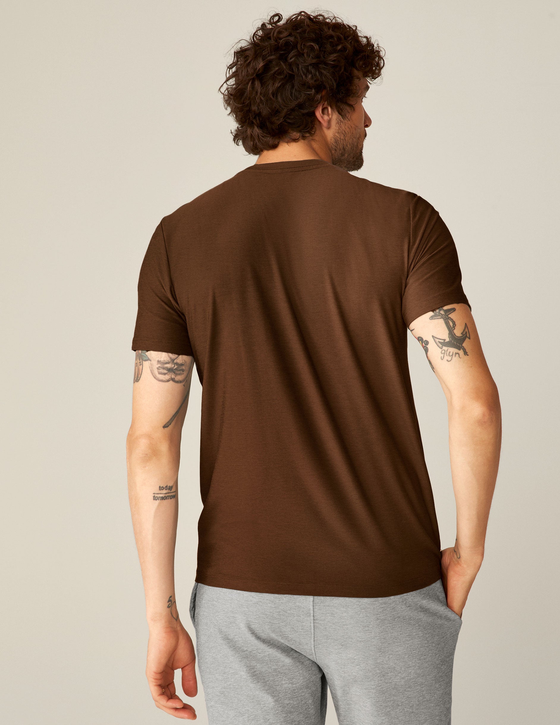 mens brown short sleeve top