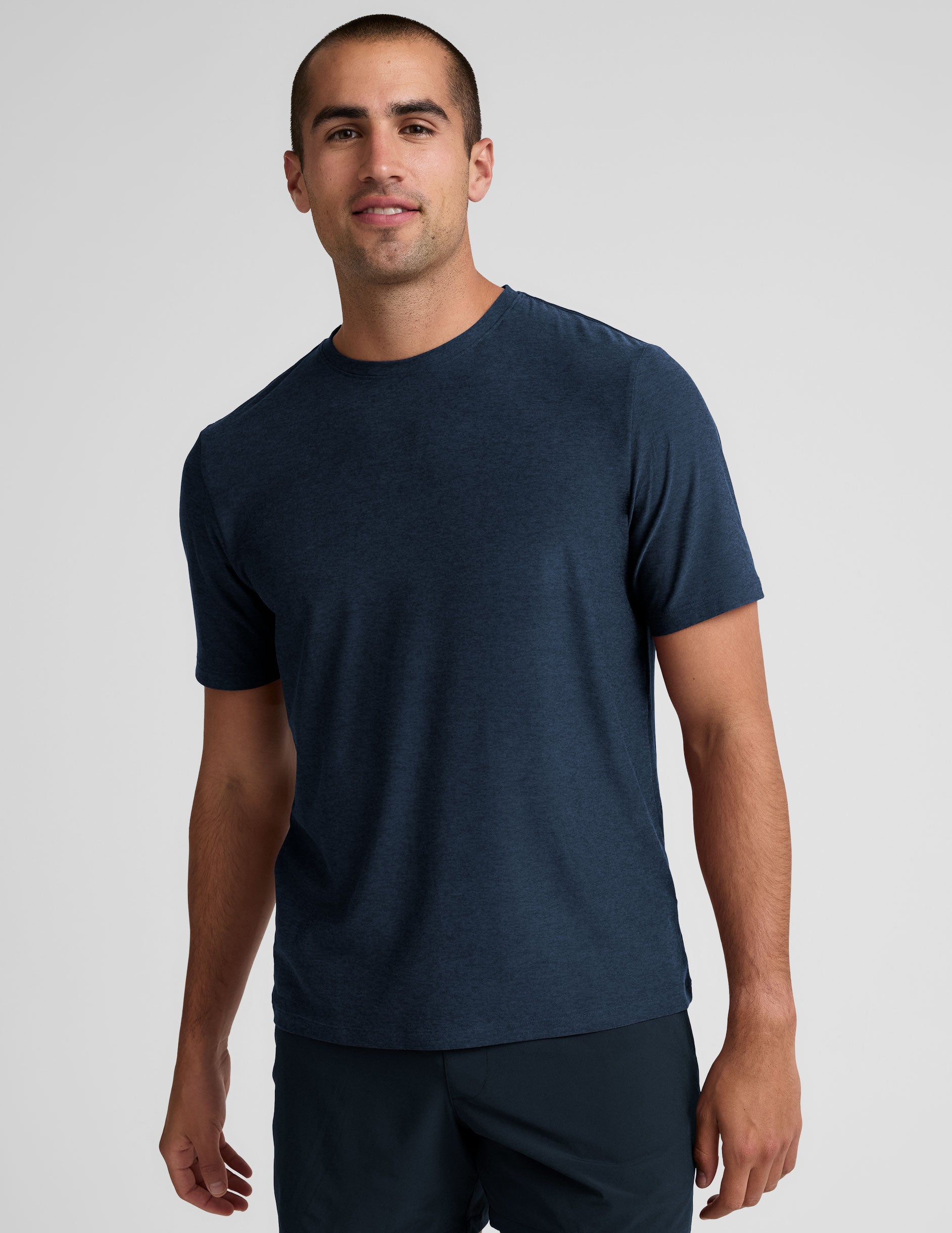 NO BAD MIND character Long tee ブルー Always Beyond Men's Crew Tee 2.0 | Beyond Yoga