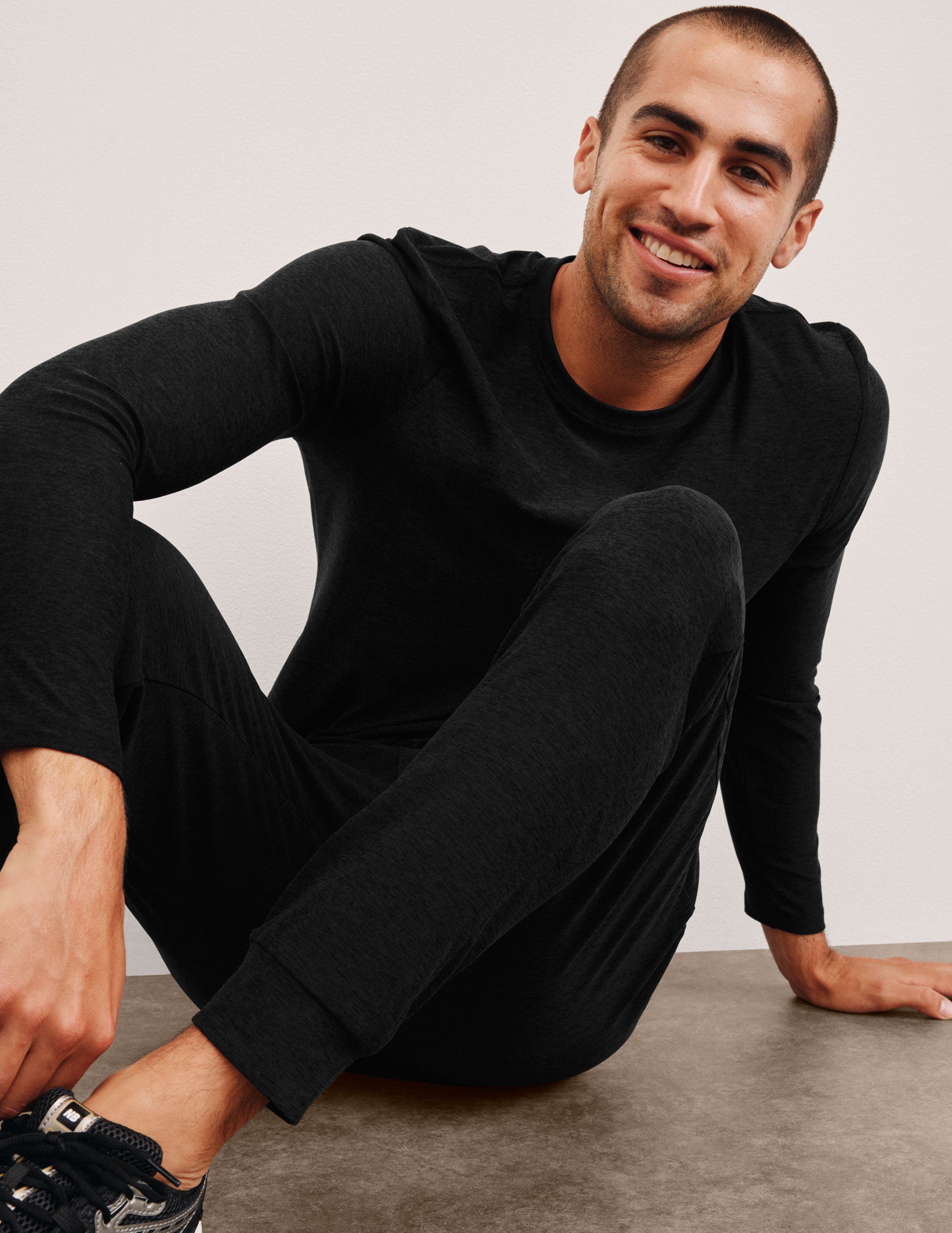 Always Beyond Men's Long Sleeve Crew 2.0 | Beyond Yoga