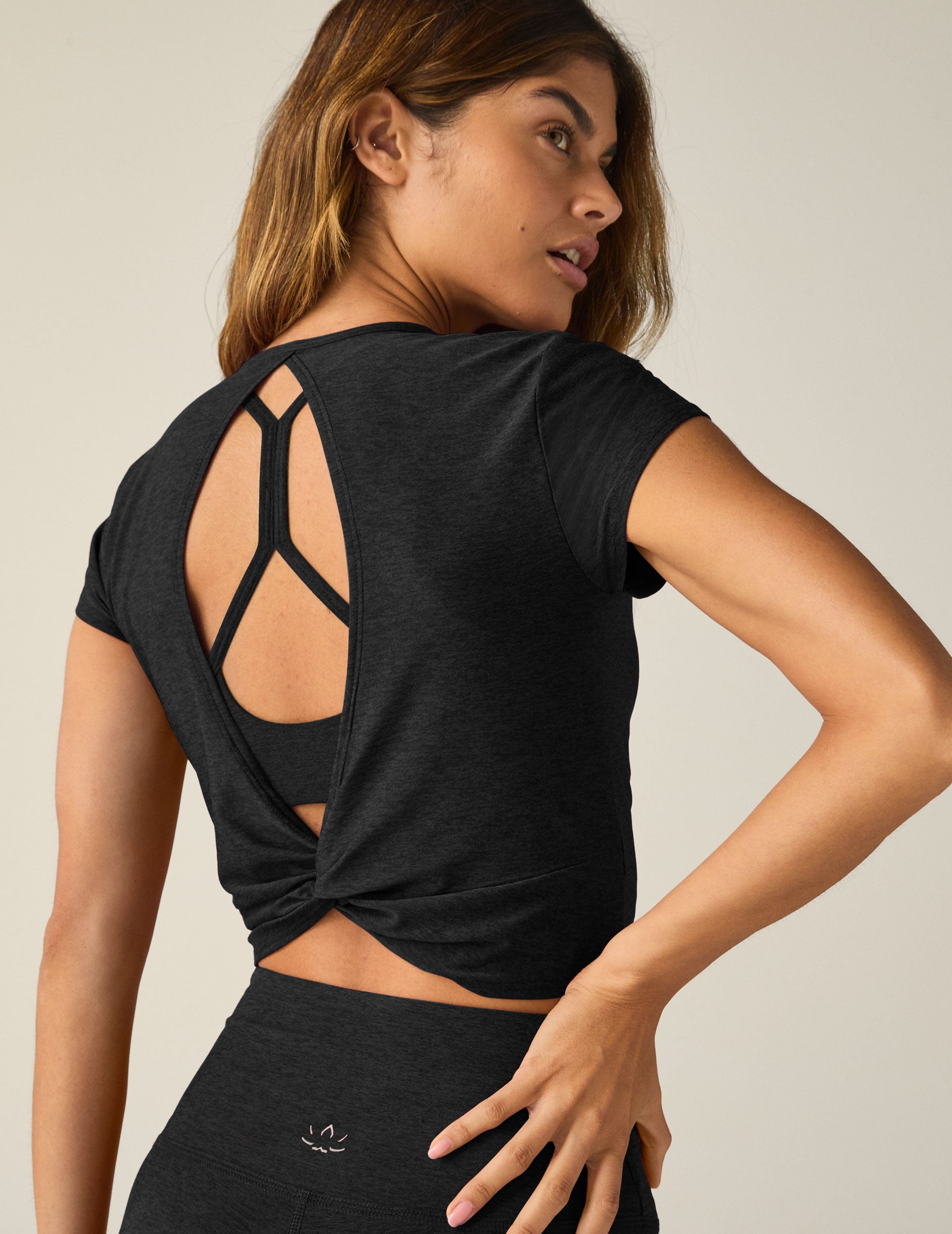 black short sleeve cropped top.