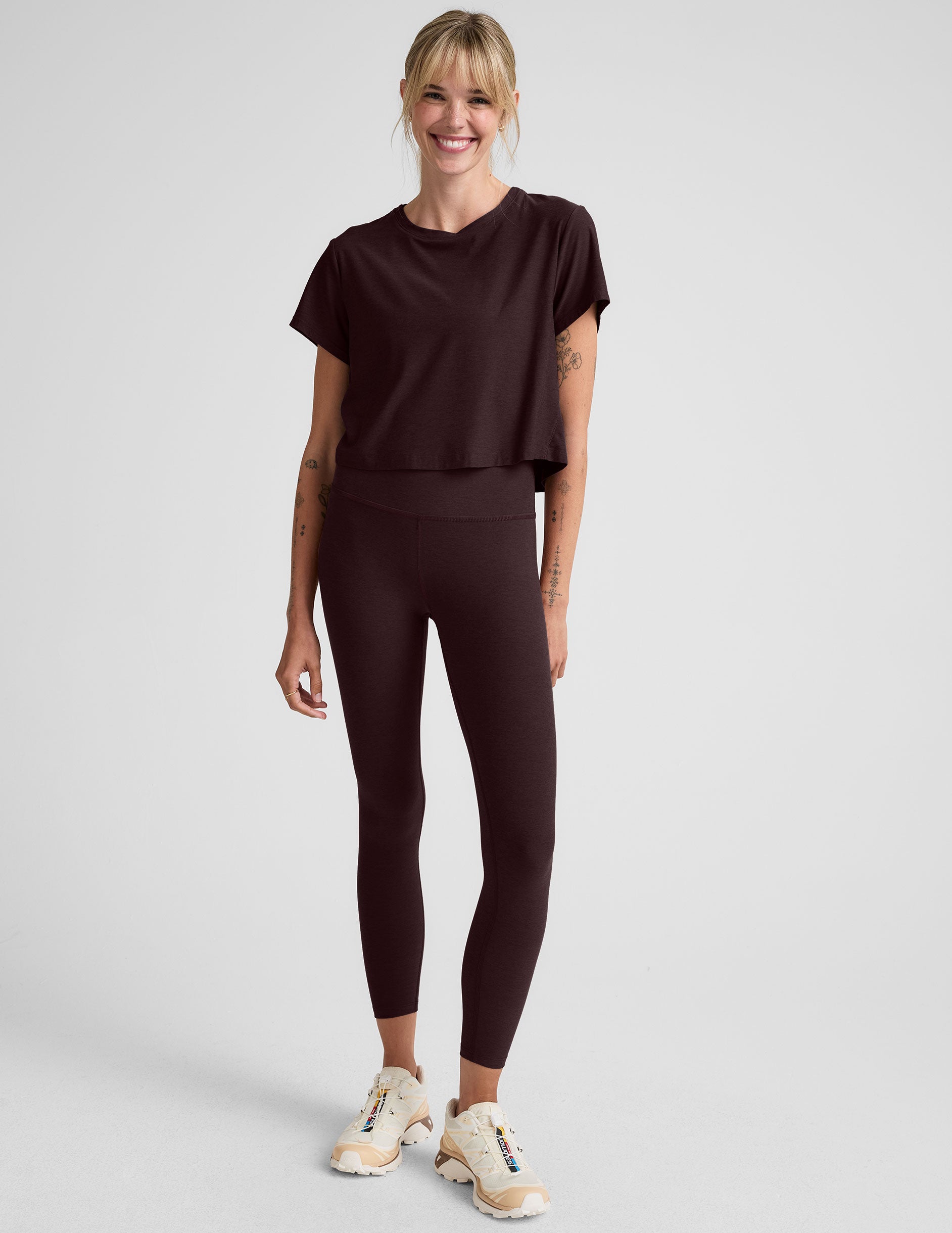 Featherweight Supreme Cropped Tee | Beyond Yoga