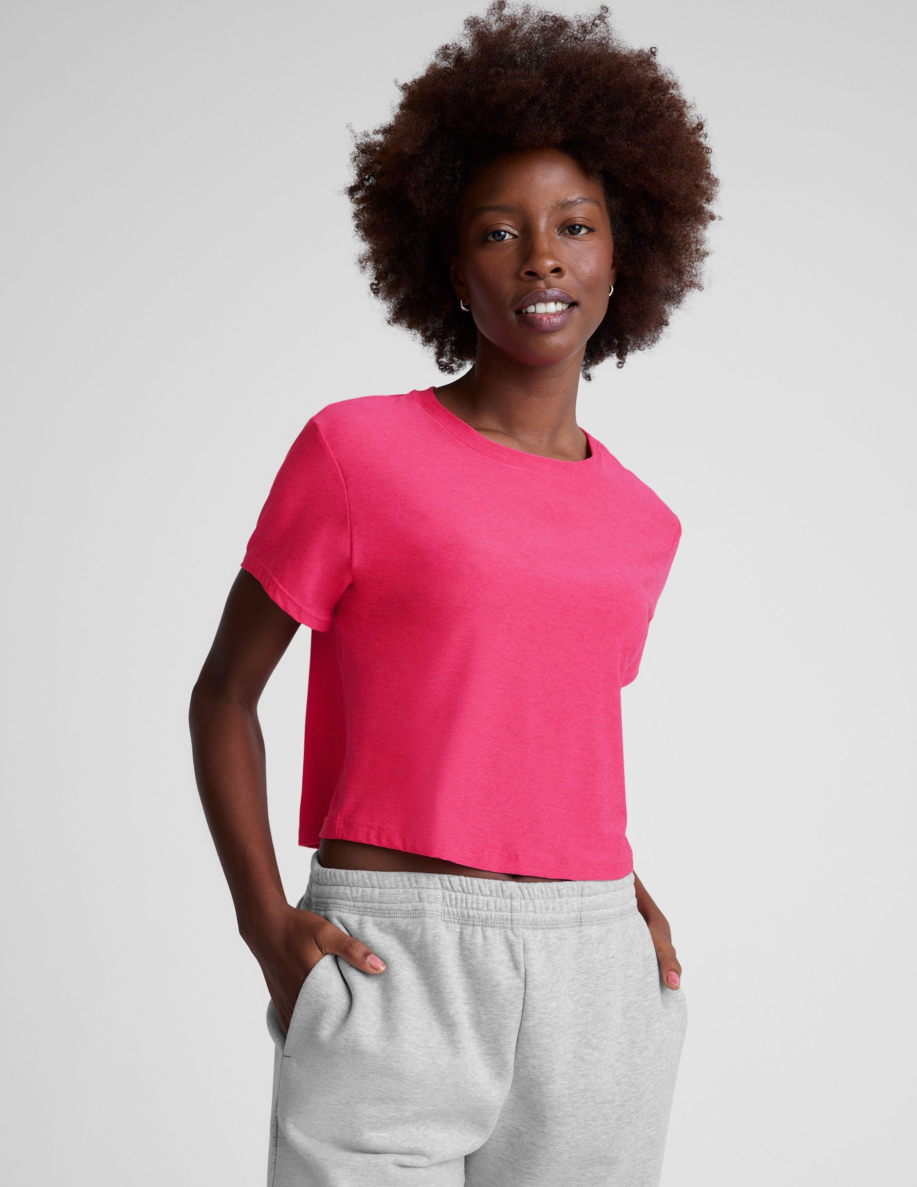 pink cropped tee