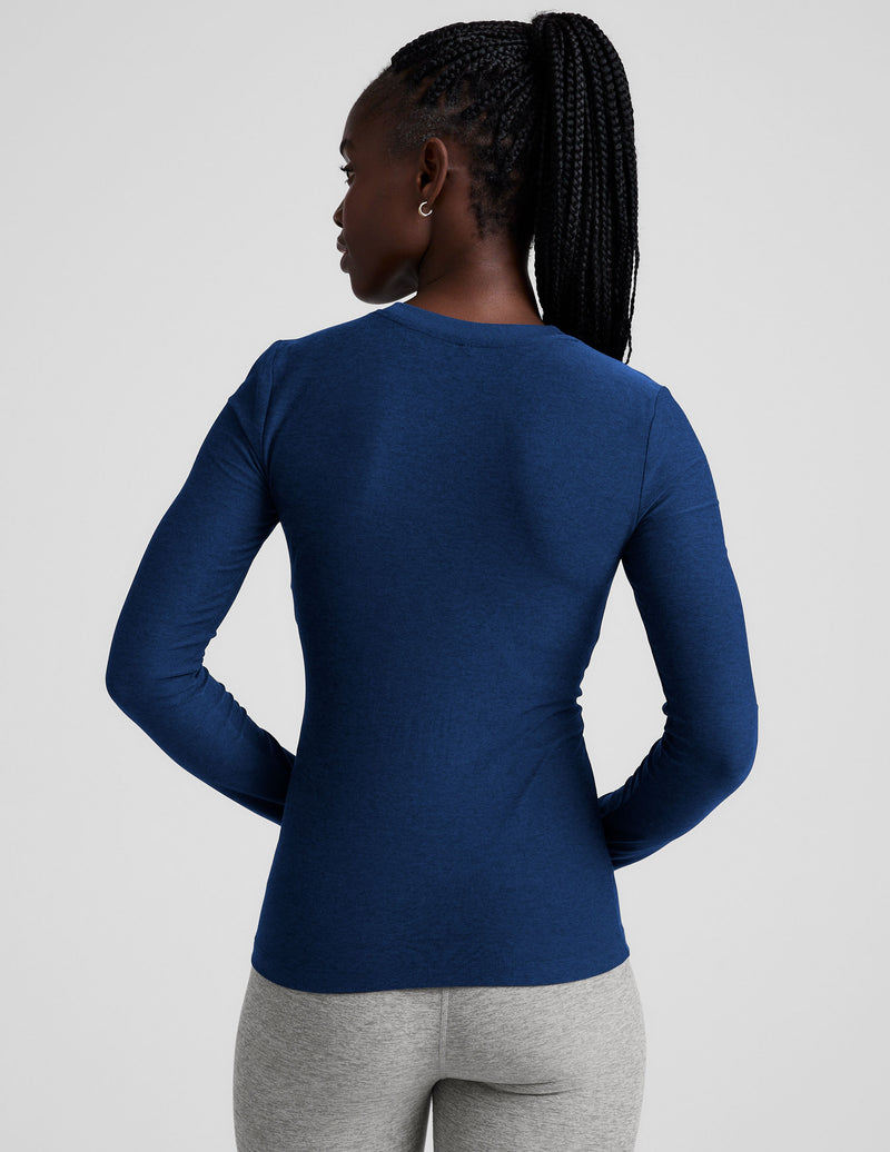 Featherweight Select Long Sleeve Crew
